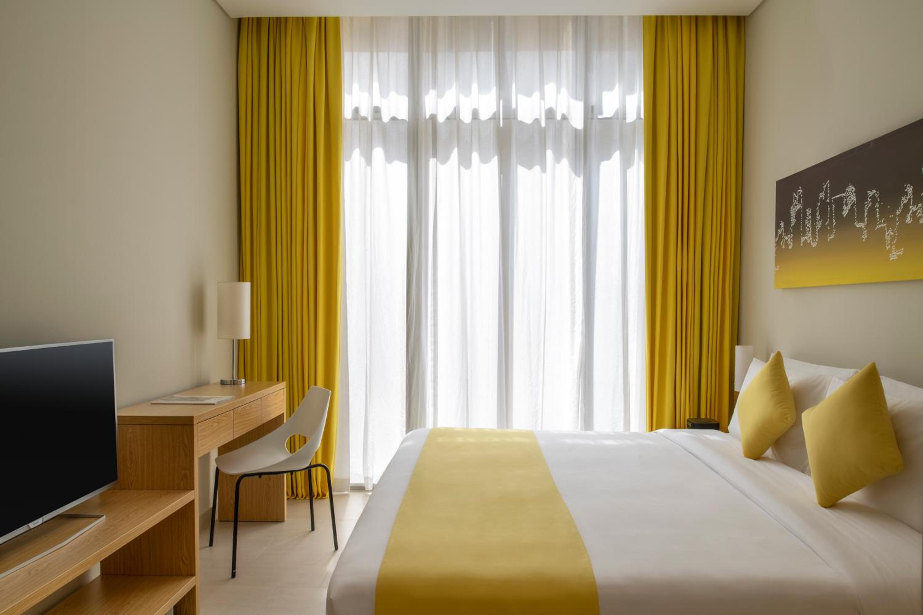 Two-Bedroom Apartment with Two King and One Single Sofa Bed  photo 3
