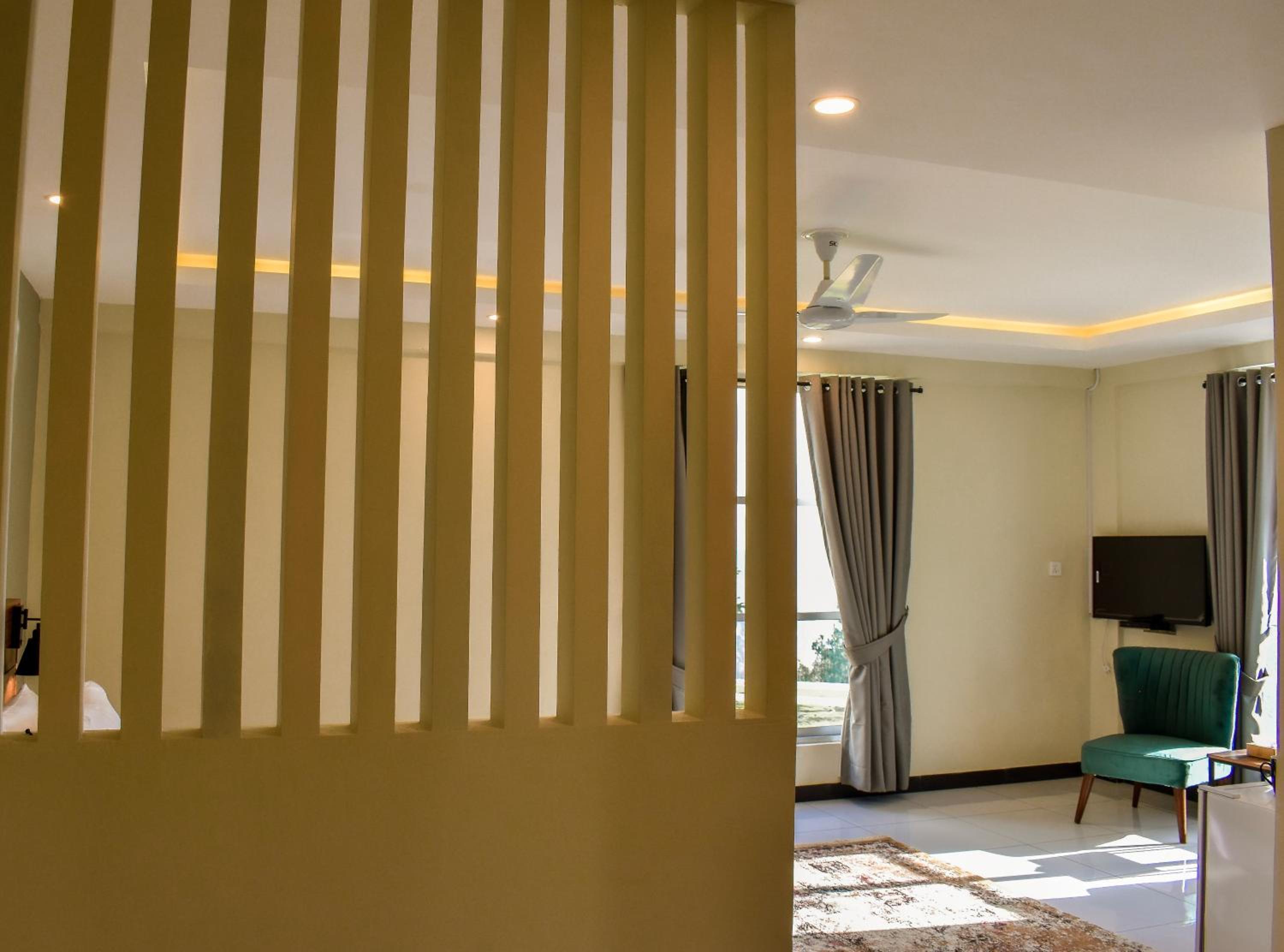 Junior Suite with Garden View photo 2
