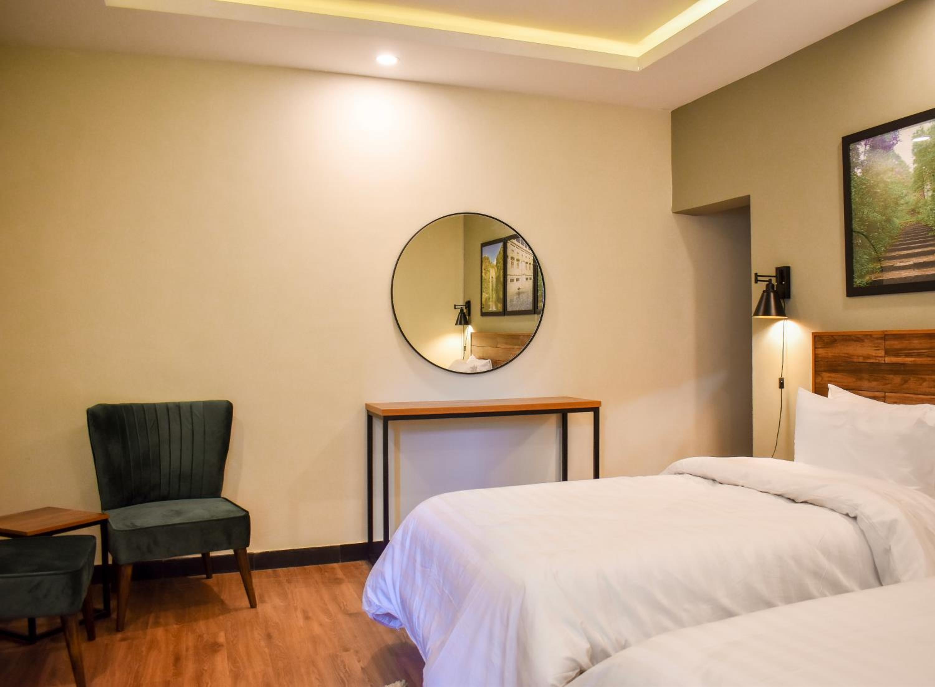 Standard Twin Room photo 2