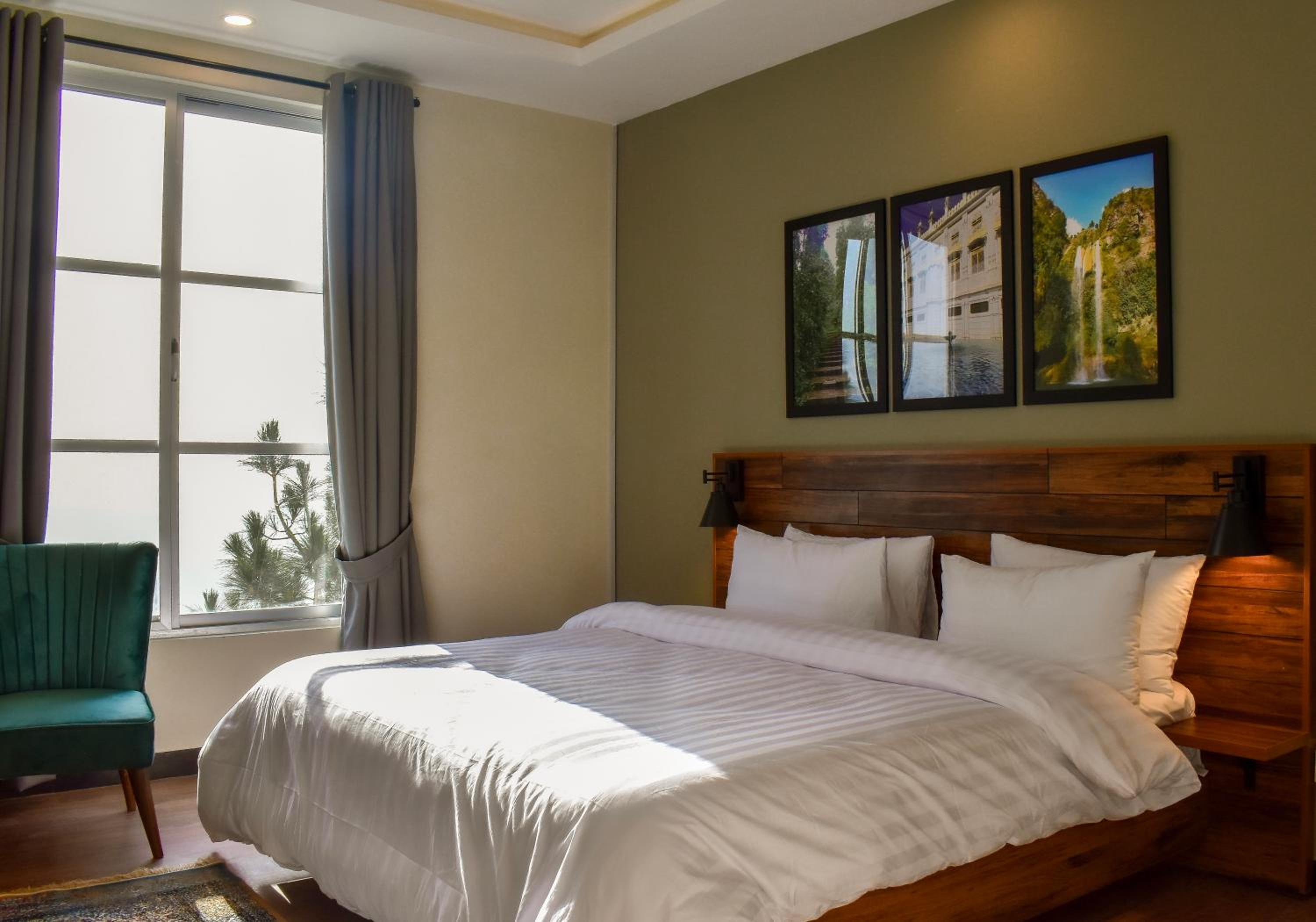 Deluxe Double or Twin Room with Mountain View photo 1