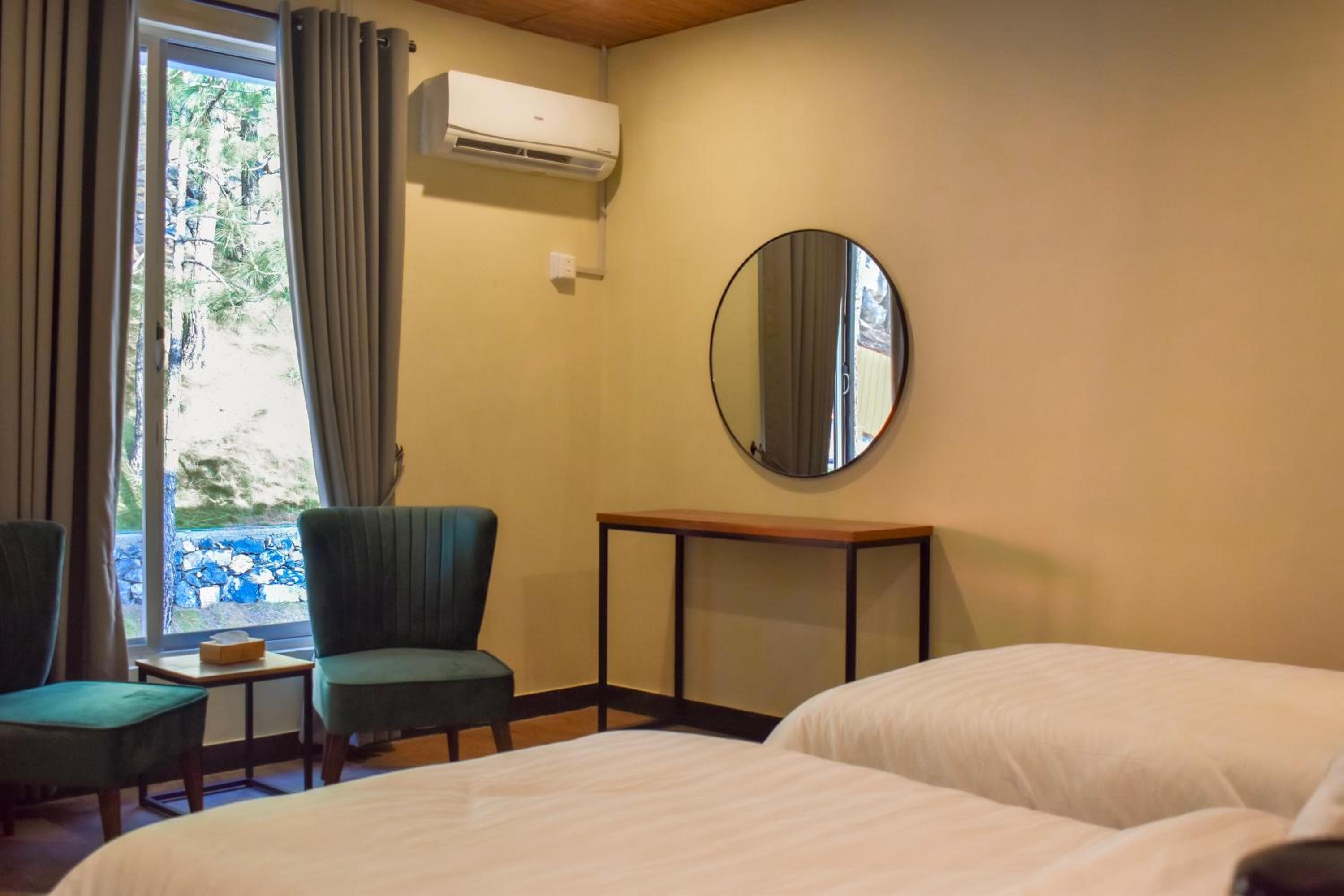 Superior Double or Twin Room with Mountain View photo 1