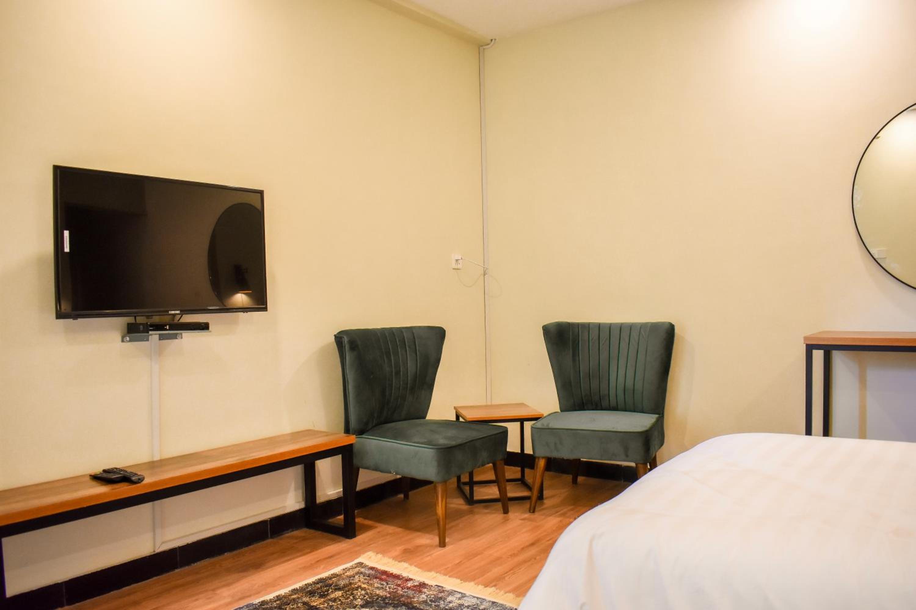 Standard Twin Room photo 3
