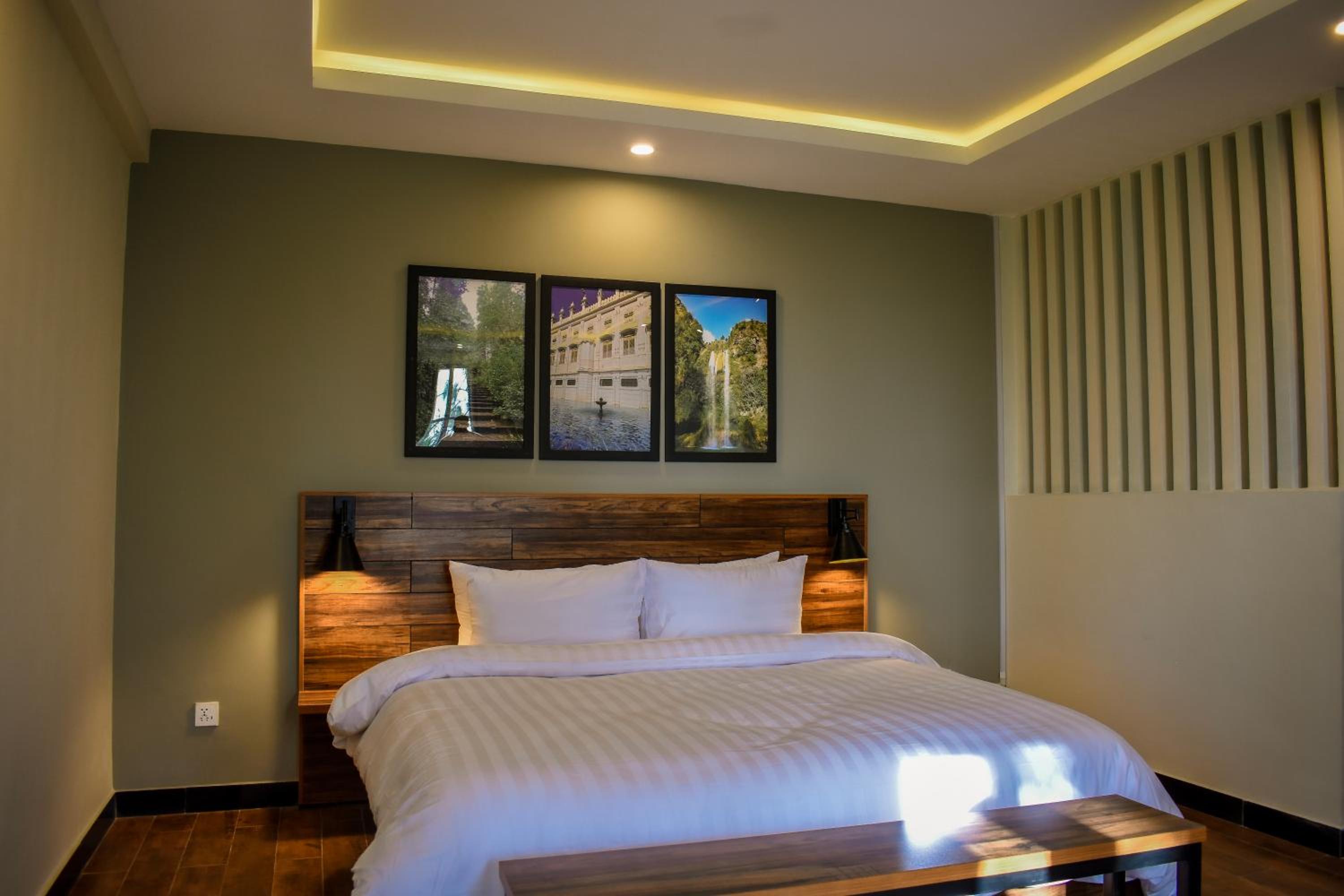 Junior Suite with Garden View photo 1