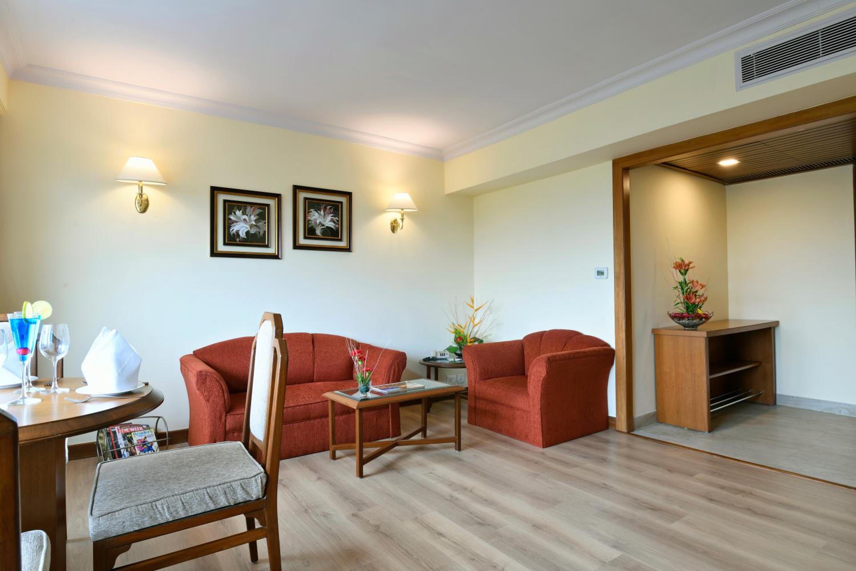 Chowringhee Suite - Photo 3
