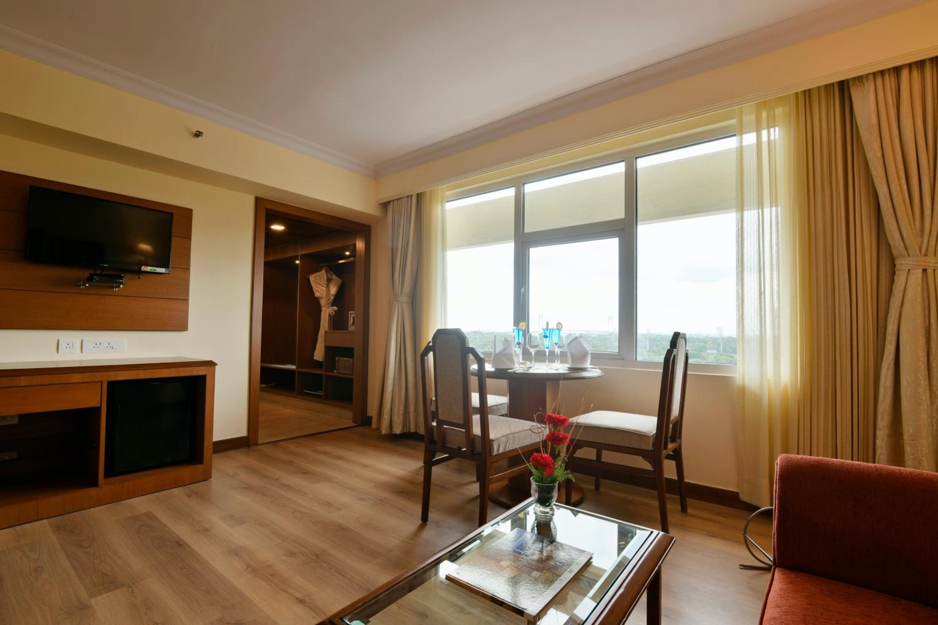 Chowringhee Suite - Photo 5