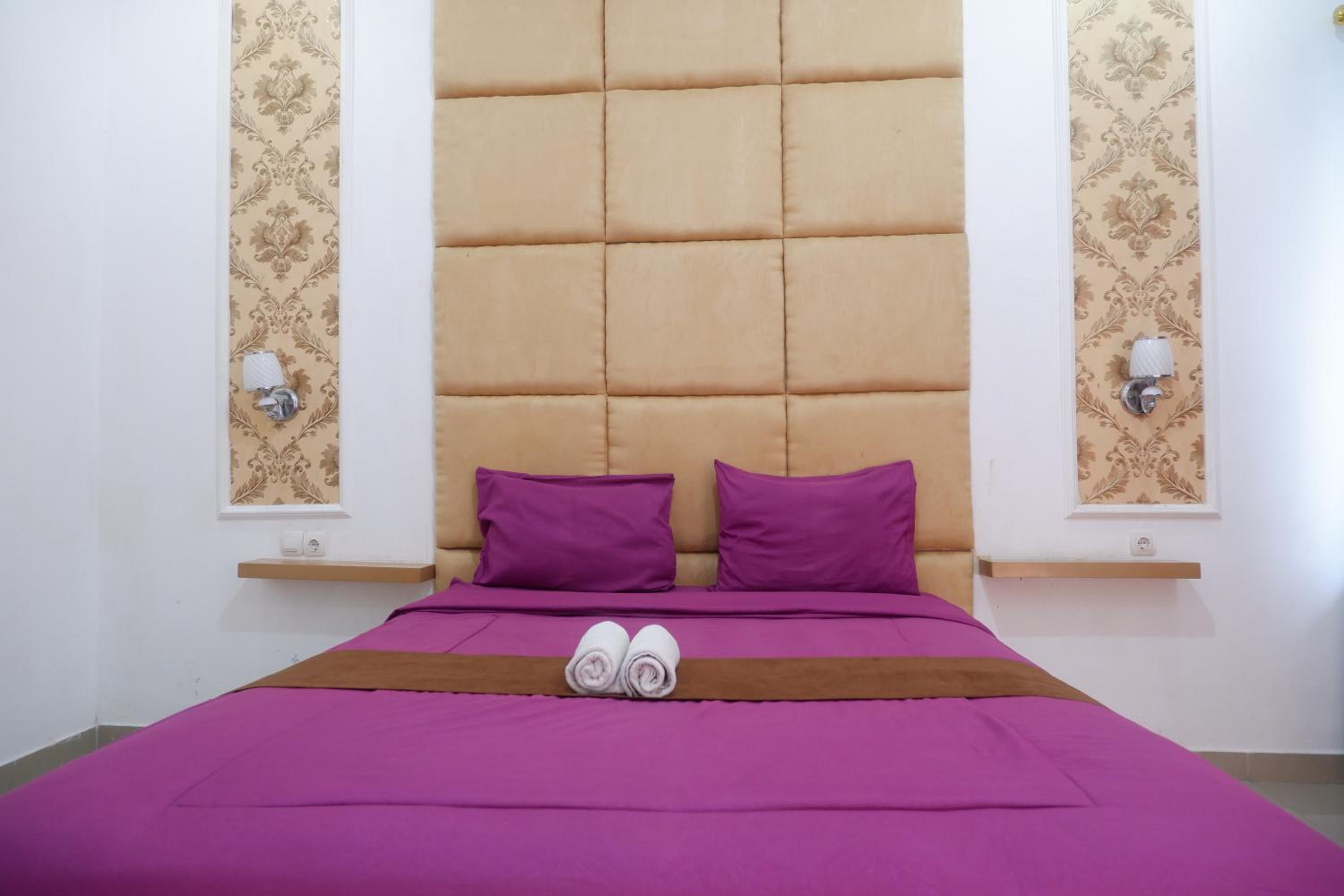 Deluxe Room - Photo 4