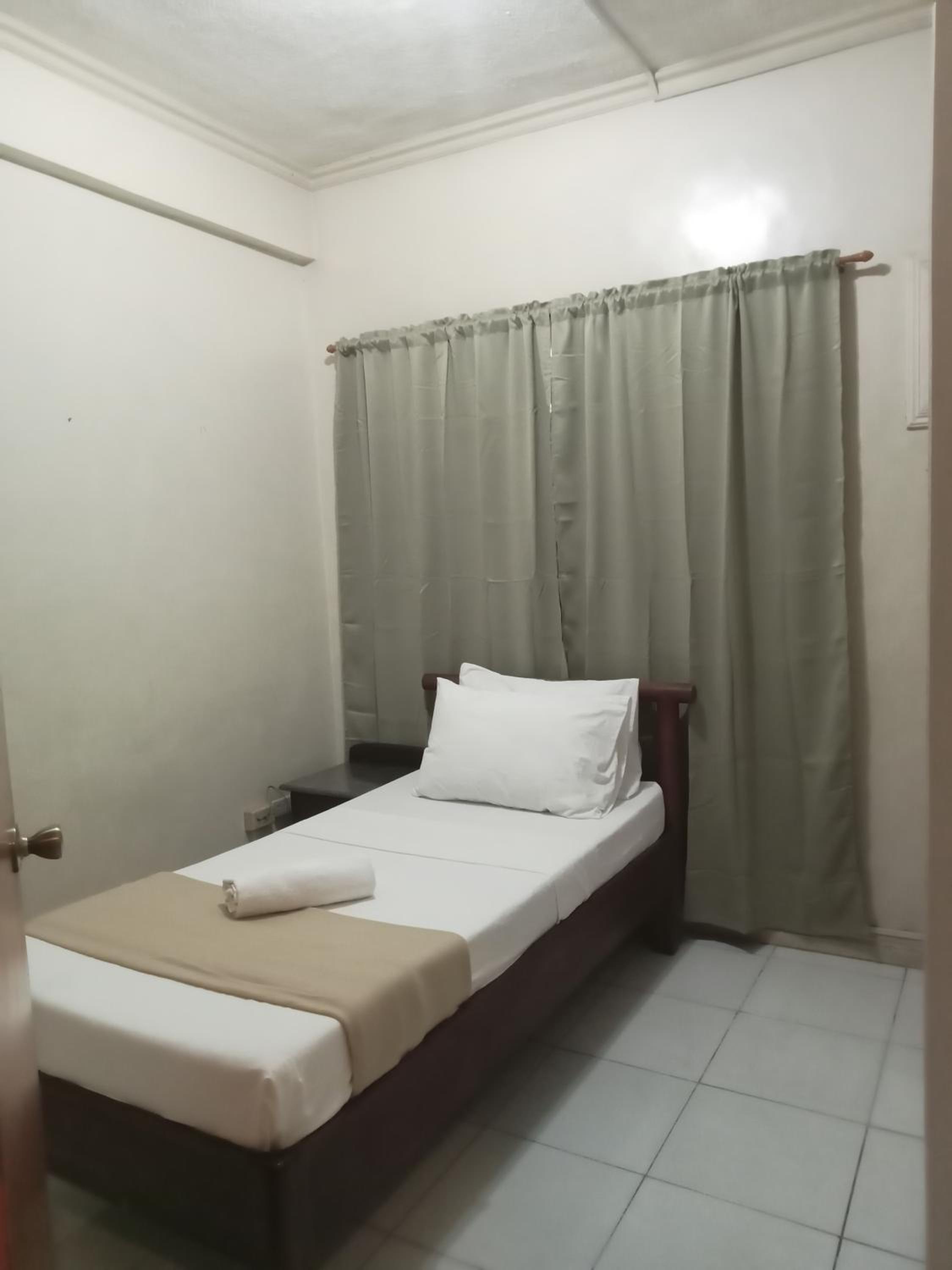 Single Room photo 3