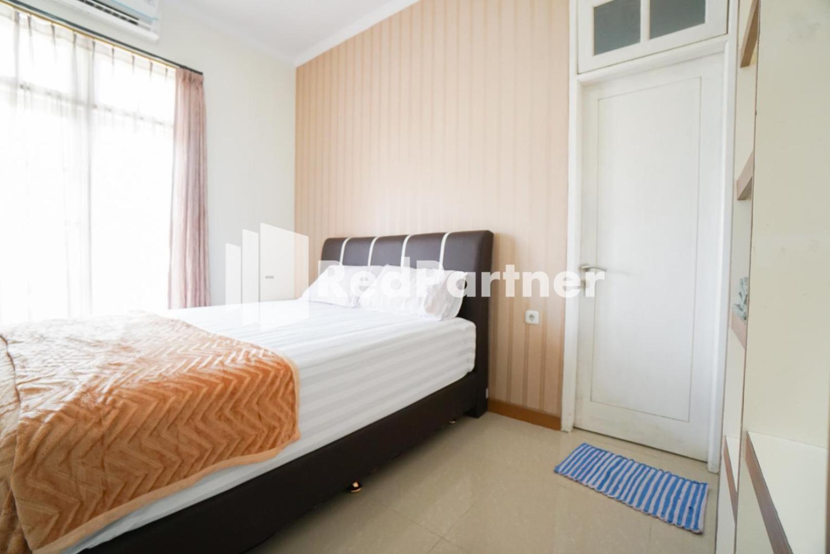Deluxe Room - Photo 8