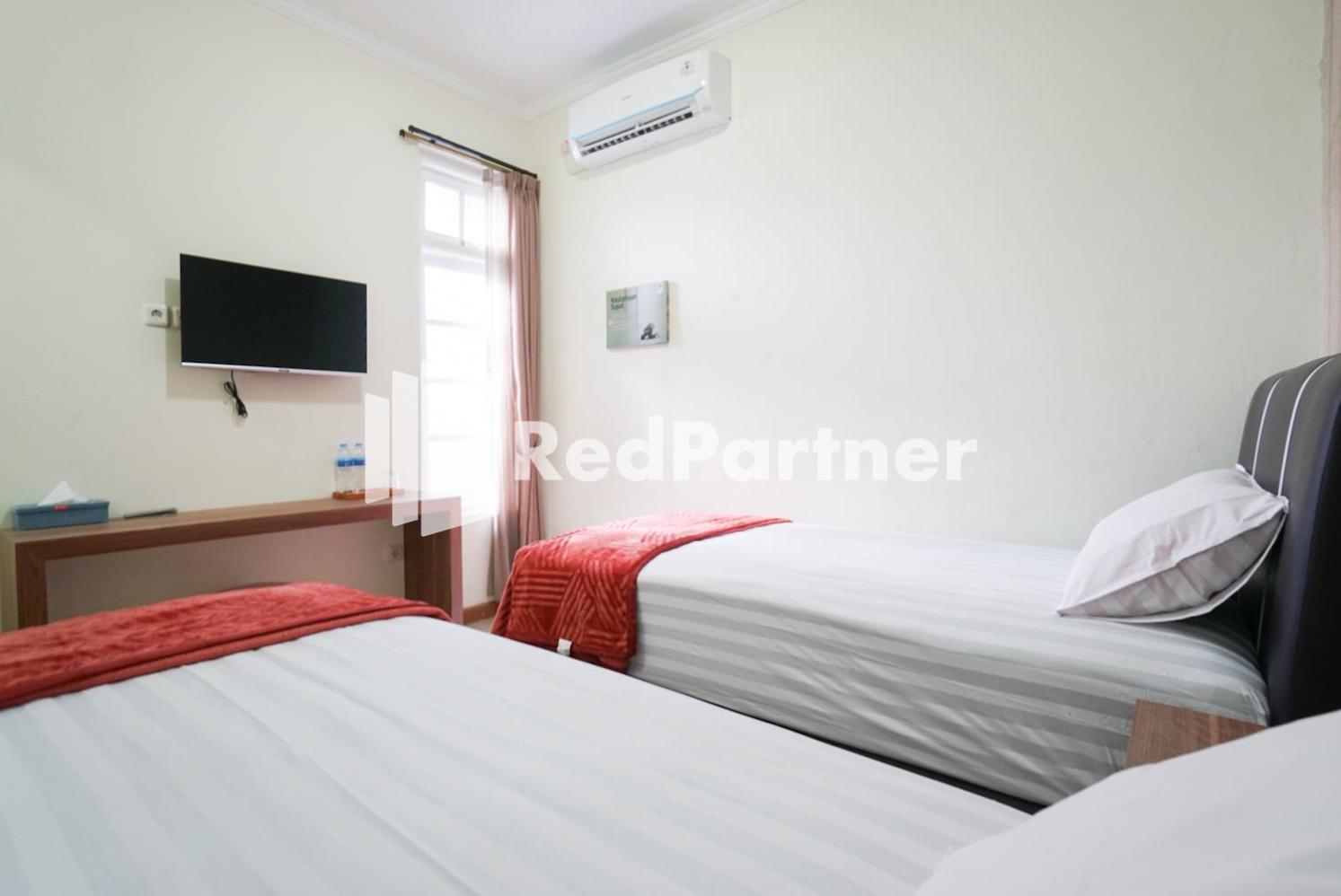 Deluxe Twin Room - Photo 10