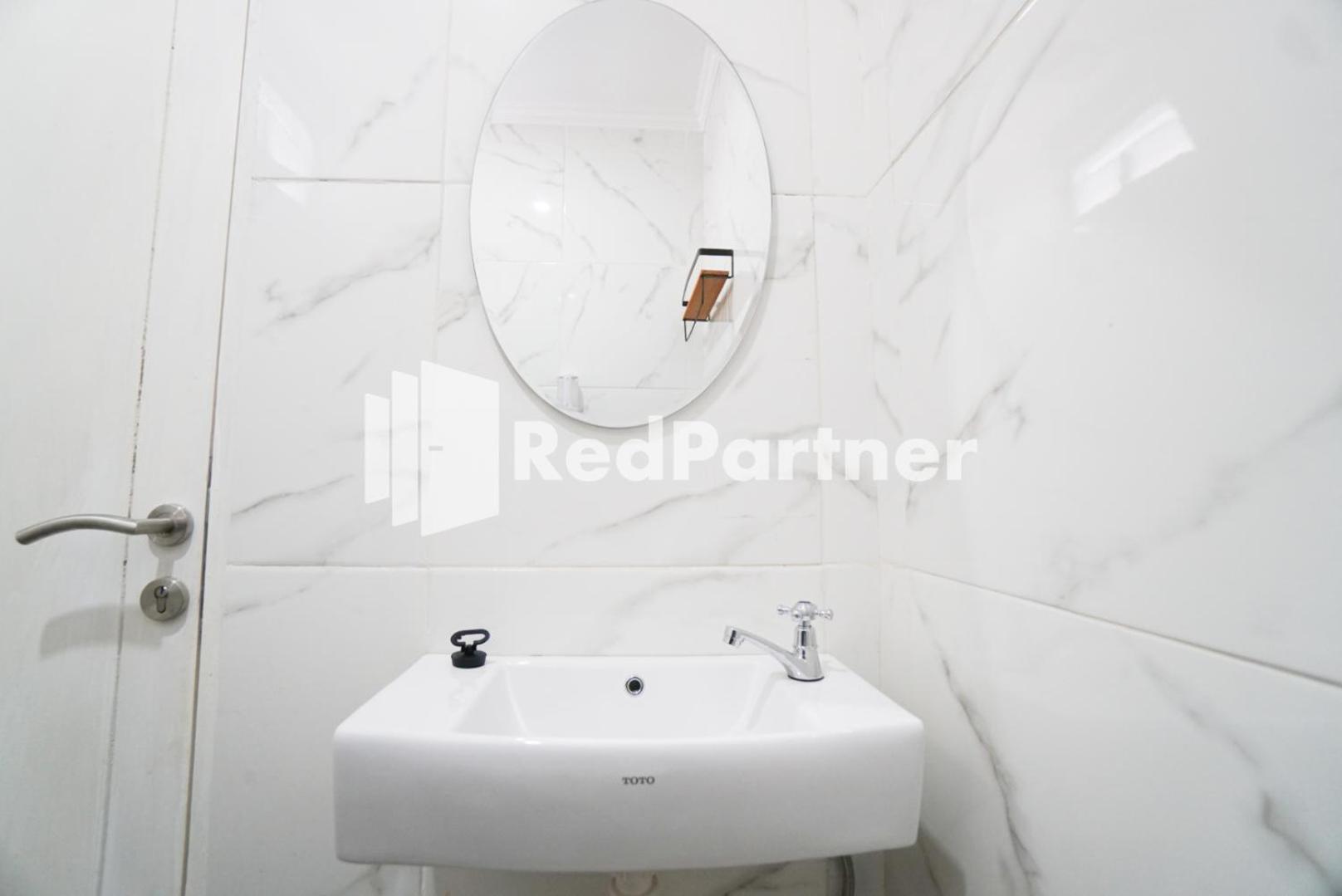 Superior Twin Room - Photo 11