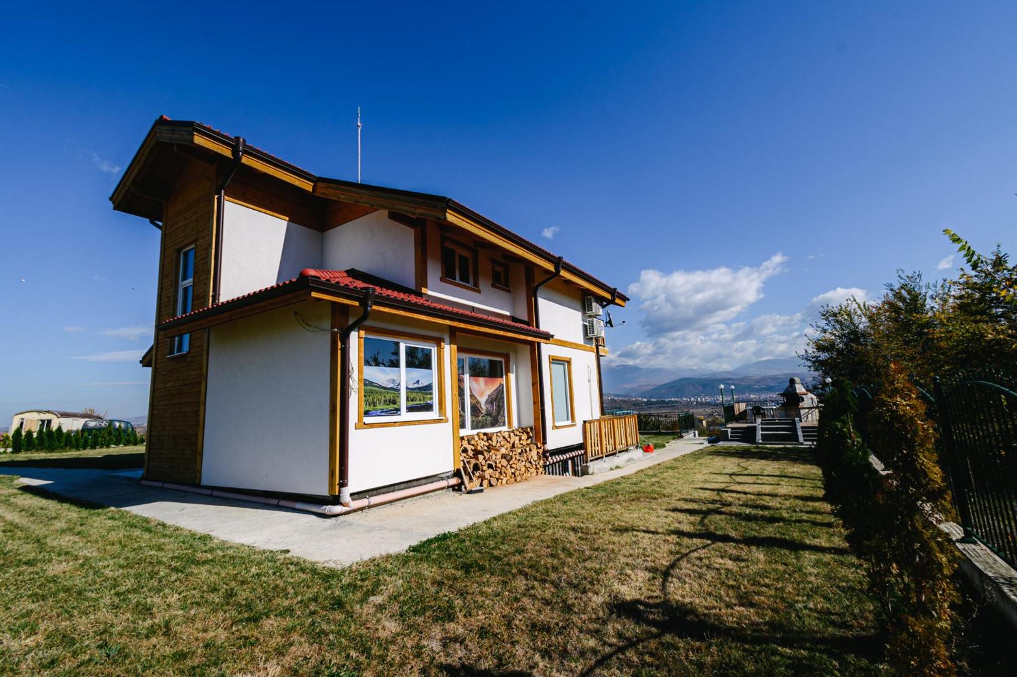Three-Bedroom Villa - Photo 33