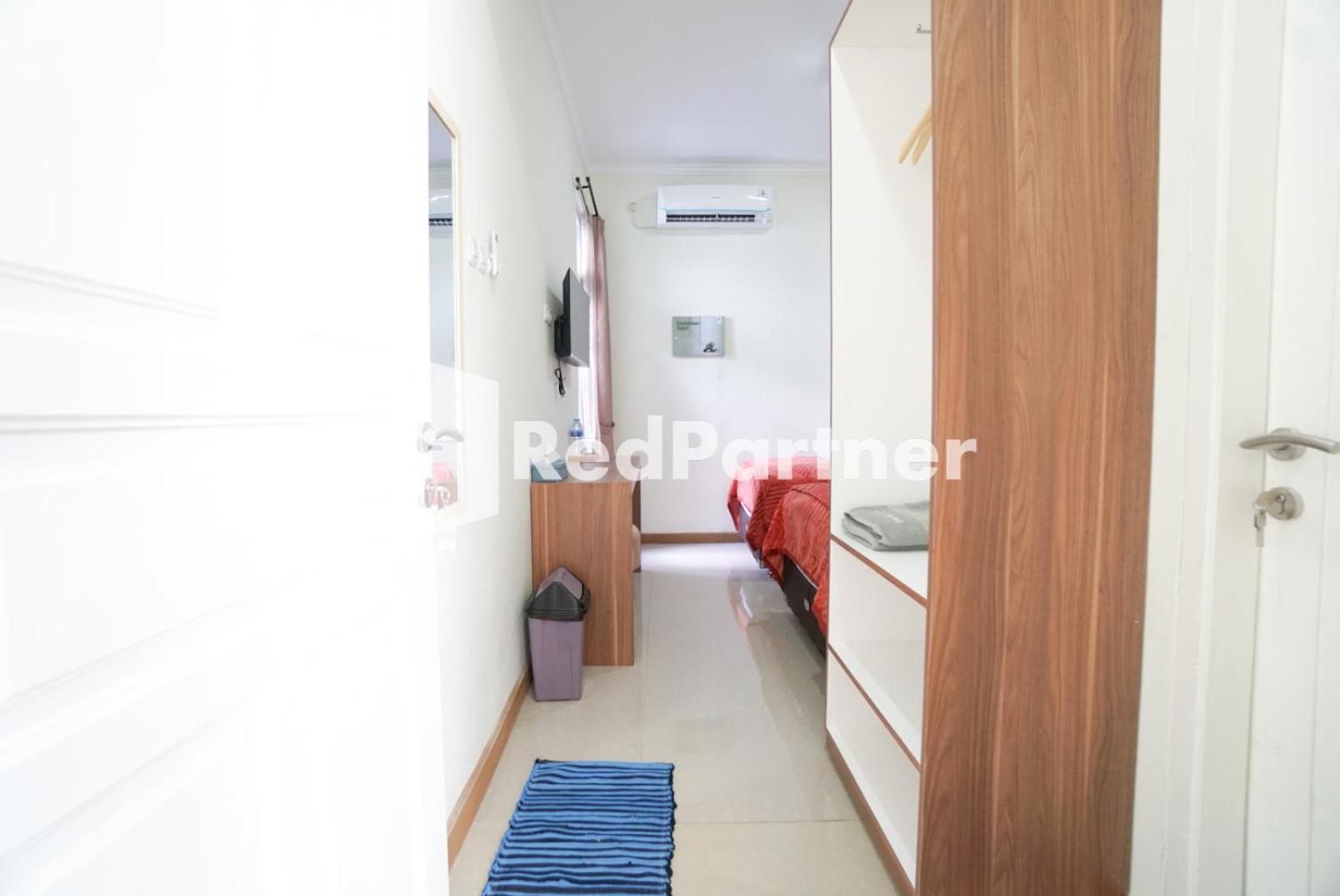 Deluxe Twin Room - Photo 11