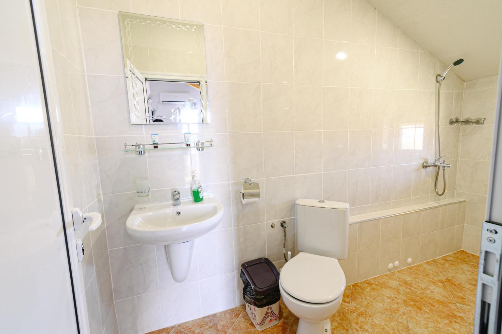 Three-Bedroom Villa - Photo 28