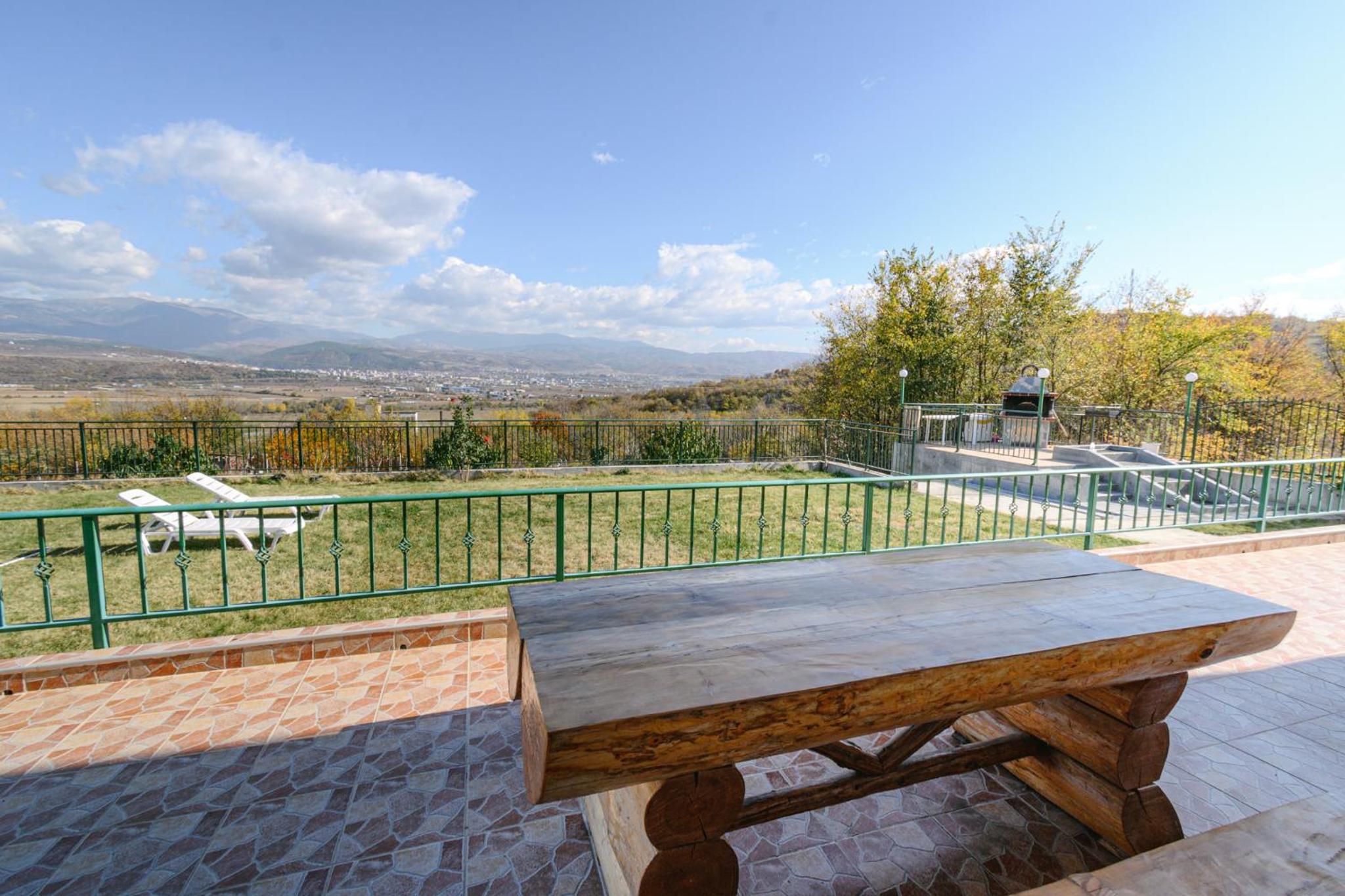 Three-Bedroom Villa - Photo 9