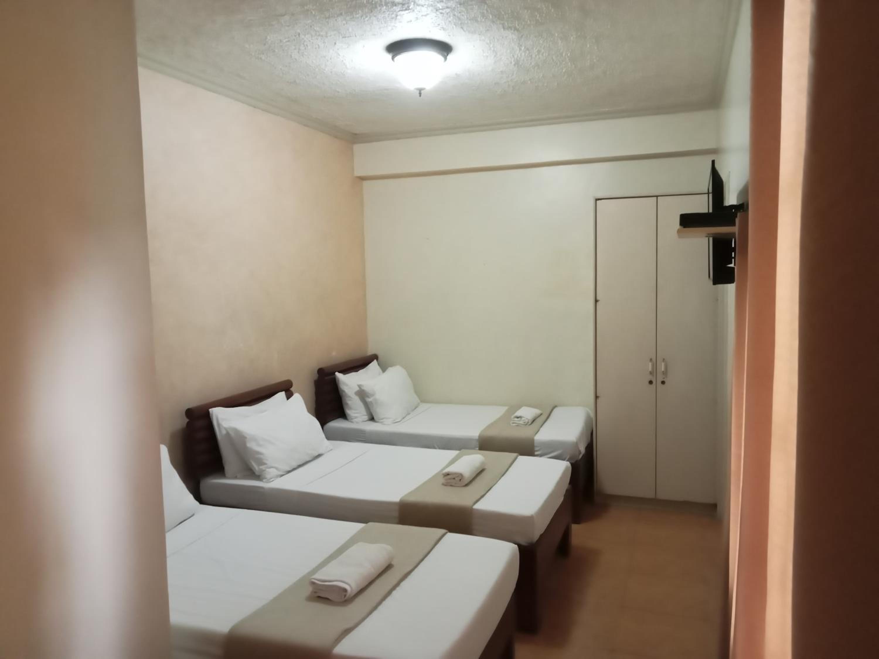 Triple Room - Photo 2