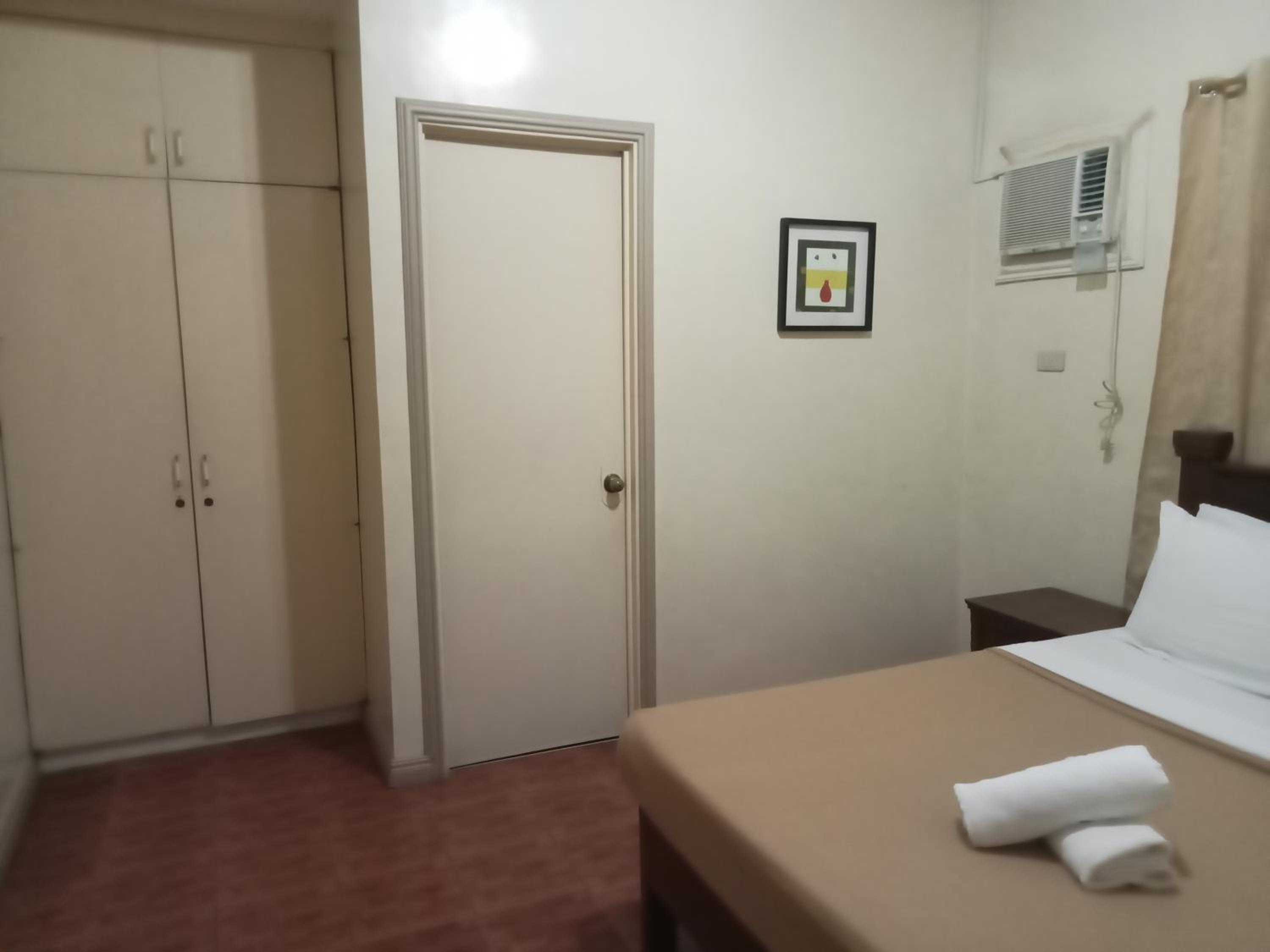 Deluxe Room - Photo 2