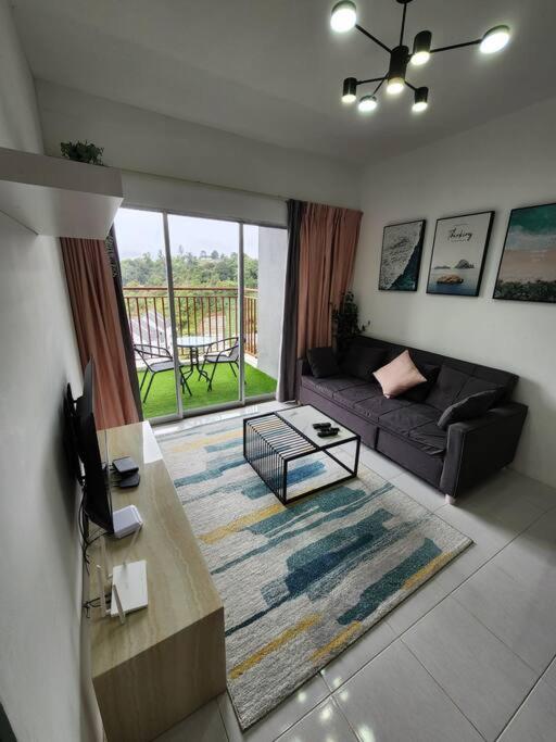 Three-Bedroom Apartment photo 1