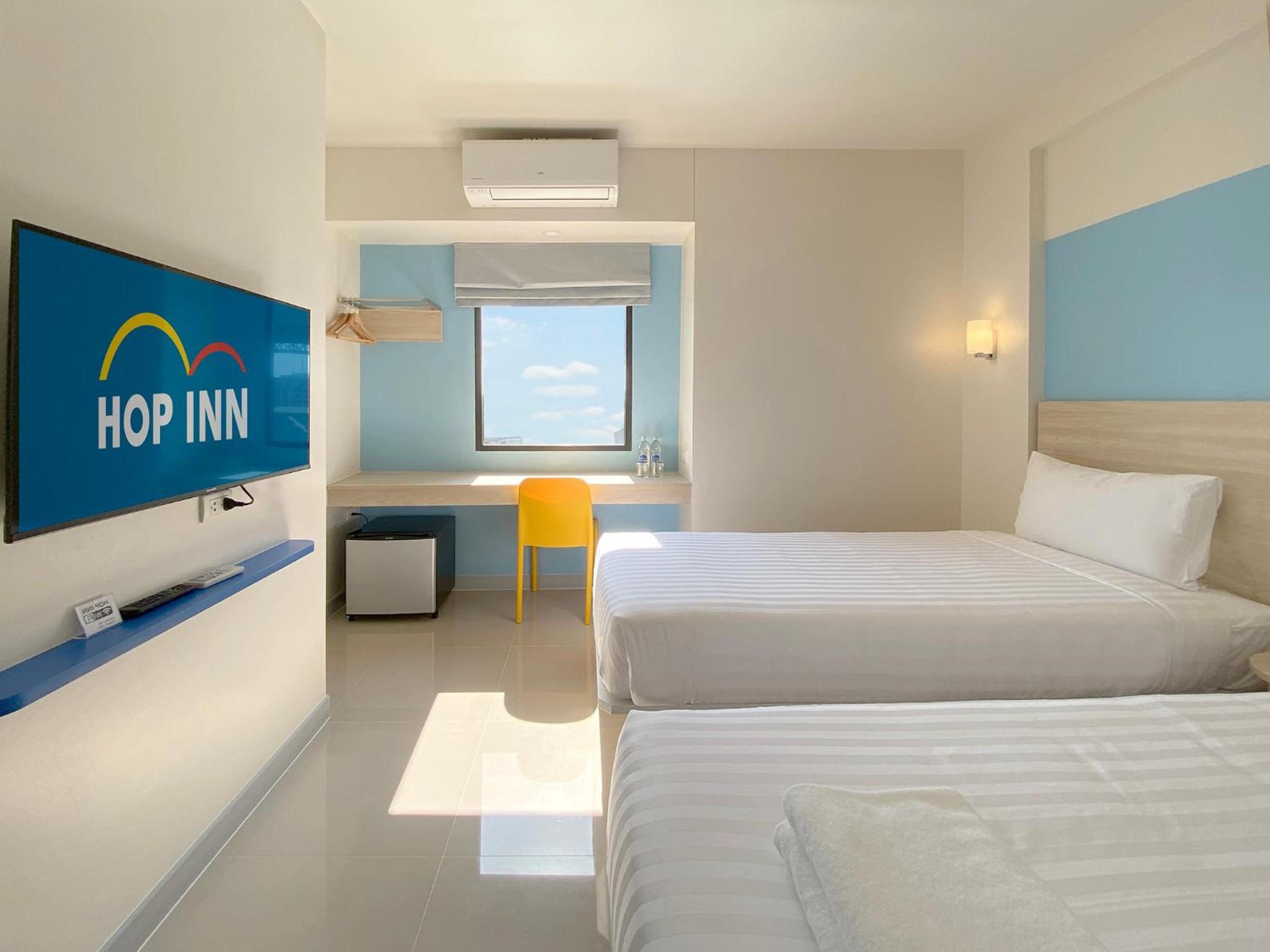 Standard Twin Room photo 2
