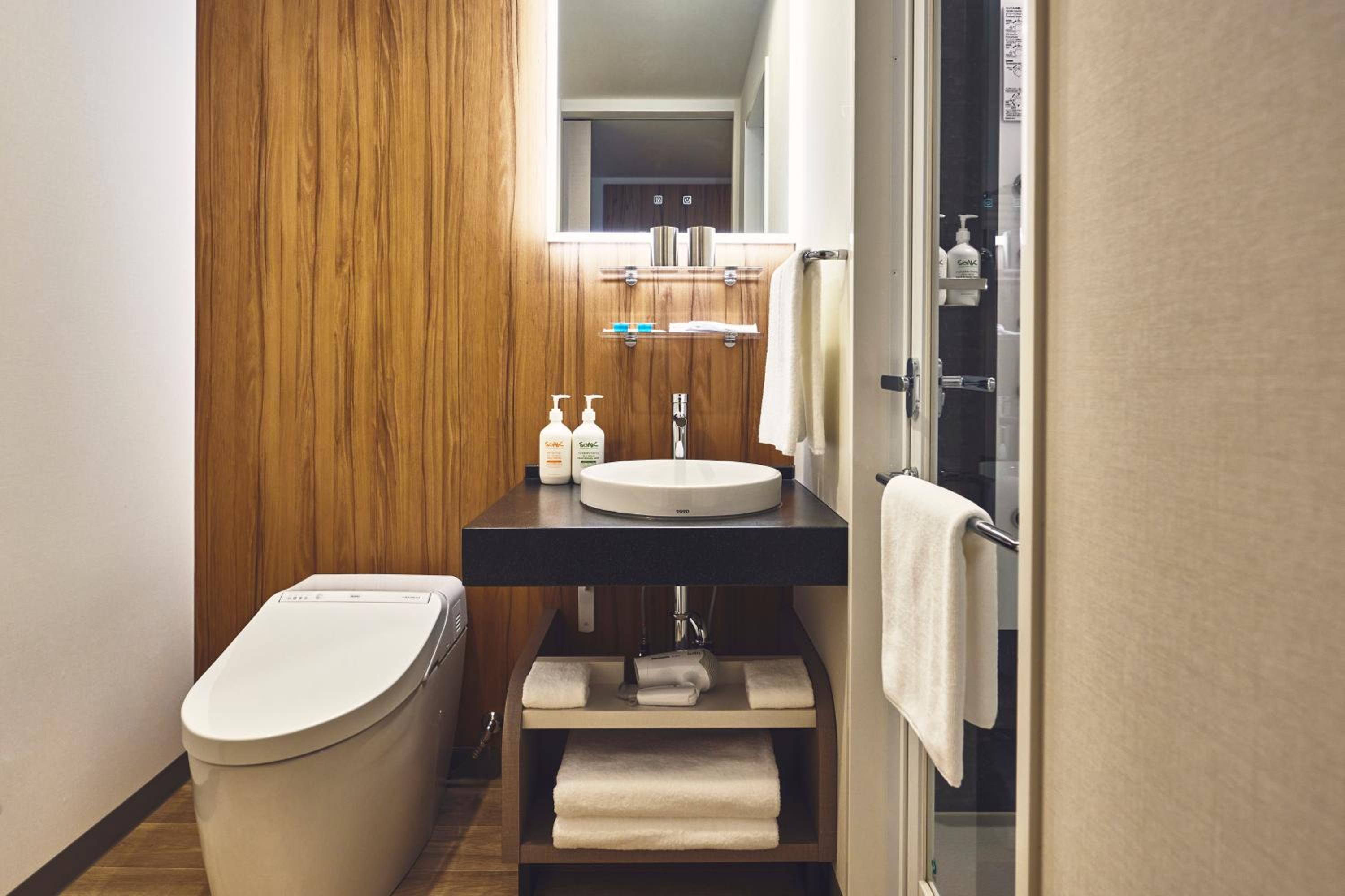 Twin Room with City View photo 3