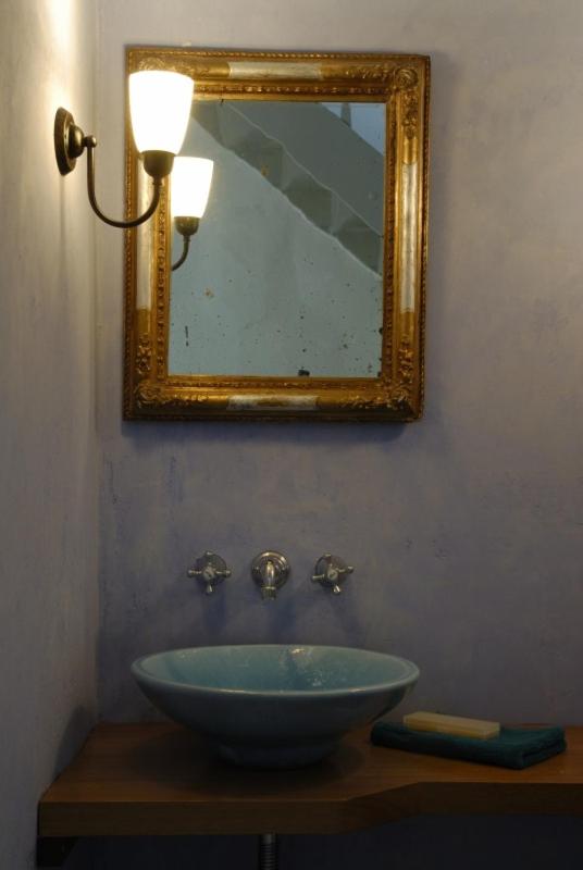 Old Mansion - Photo 6