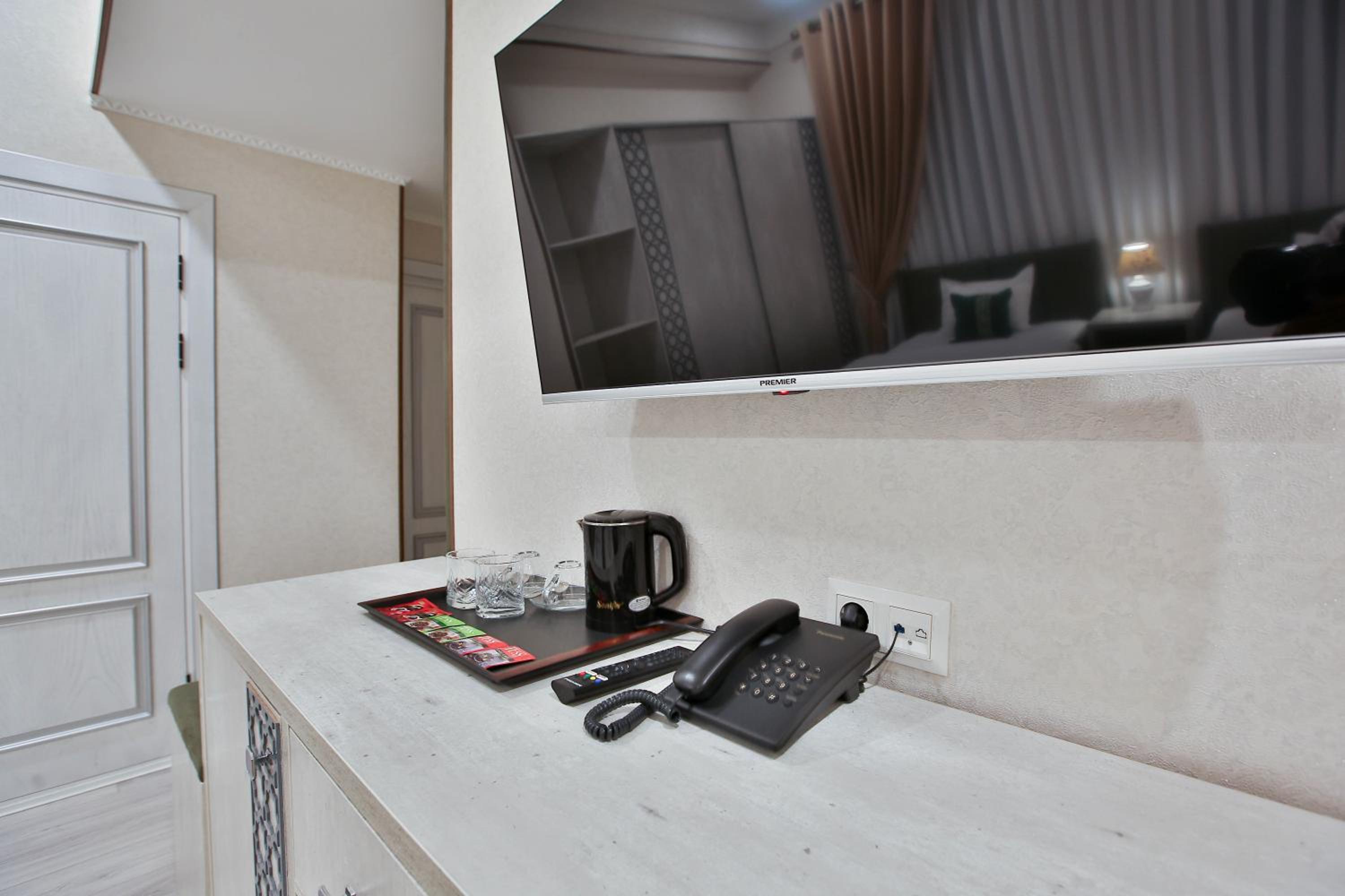 Twin Room with Bath