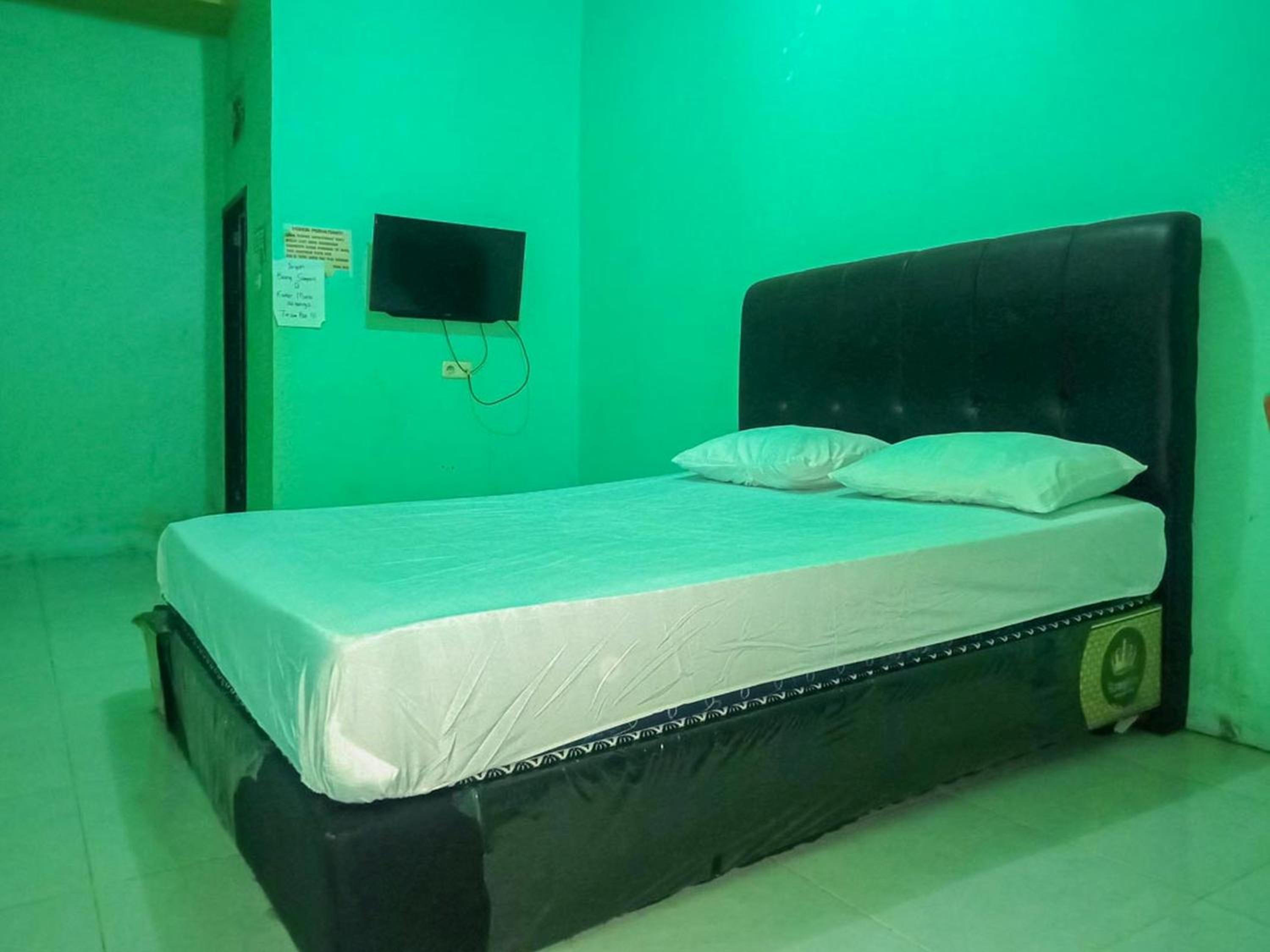 Standard Double Room - Photo 3