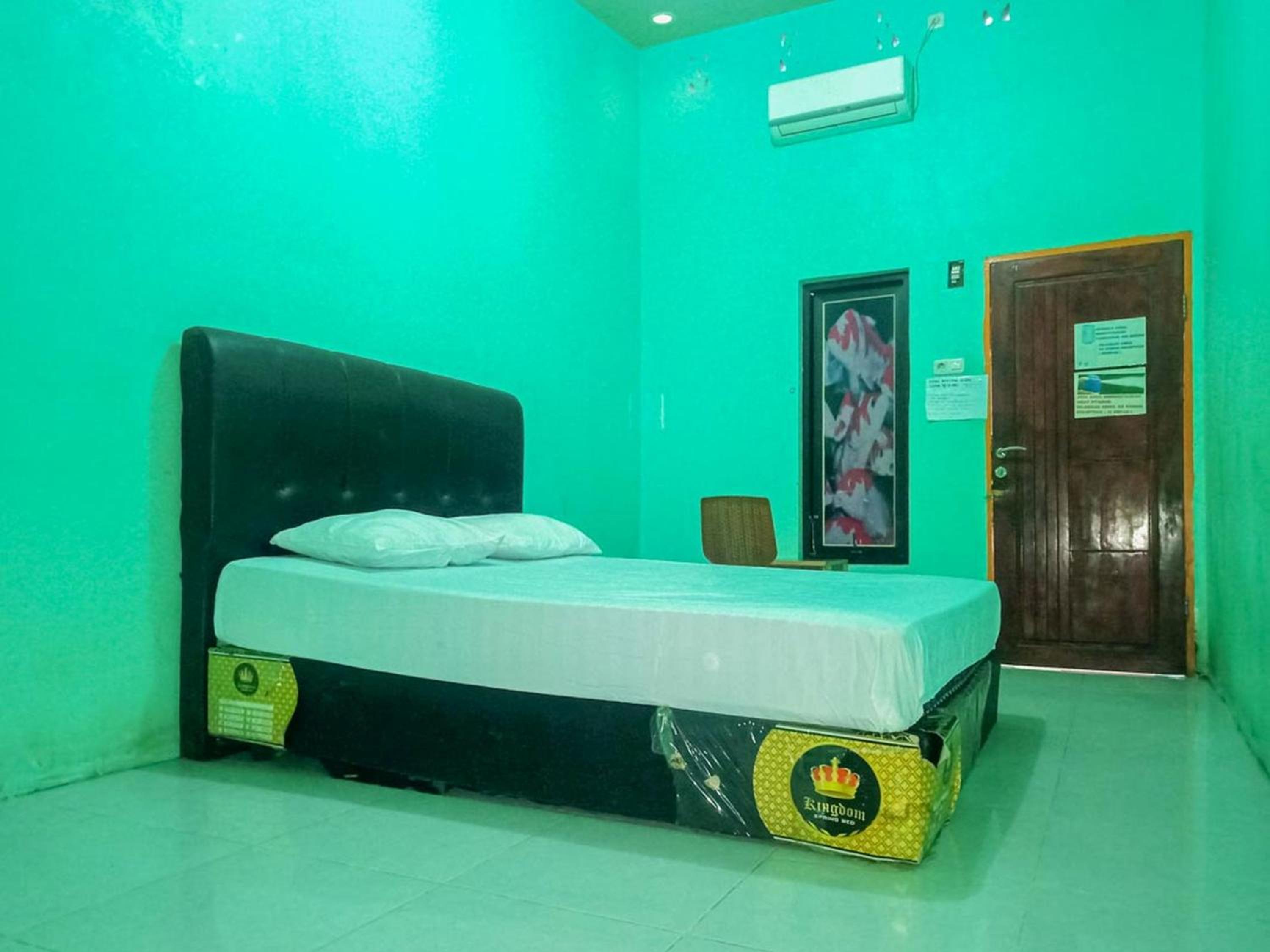 Standard Double Room - Photo 2