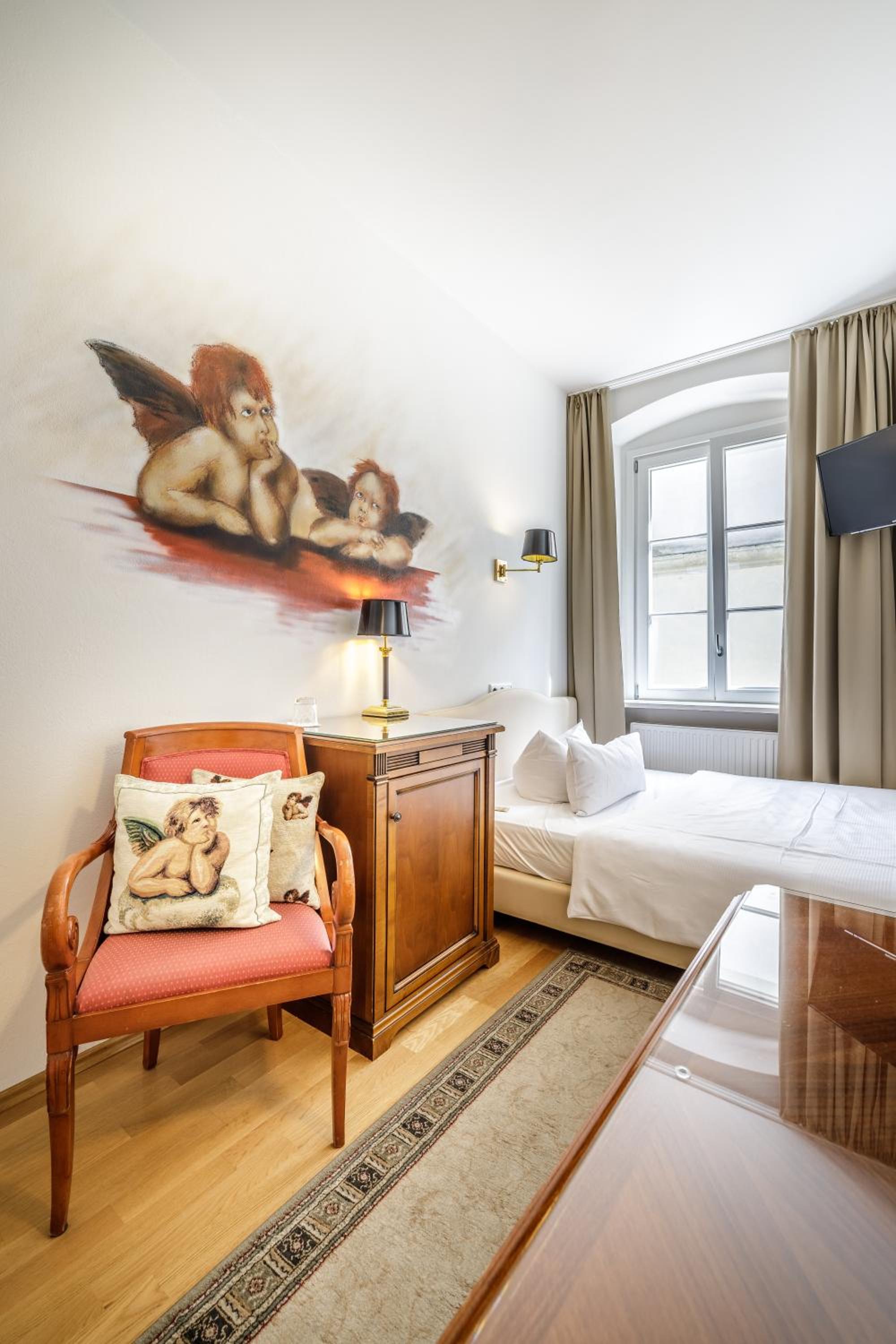 Standard Single Room photo 3