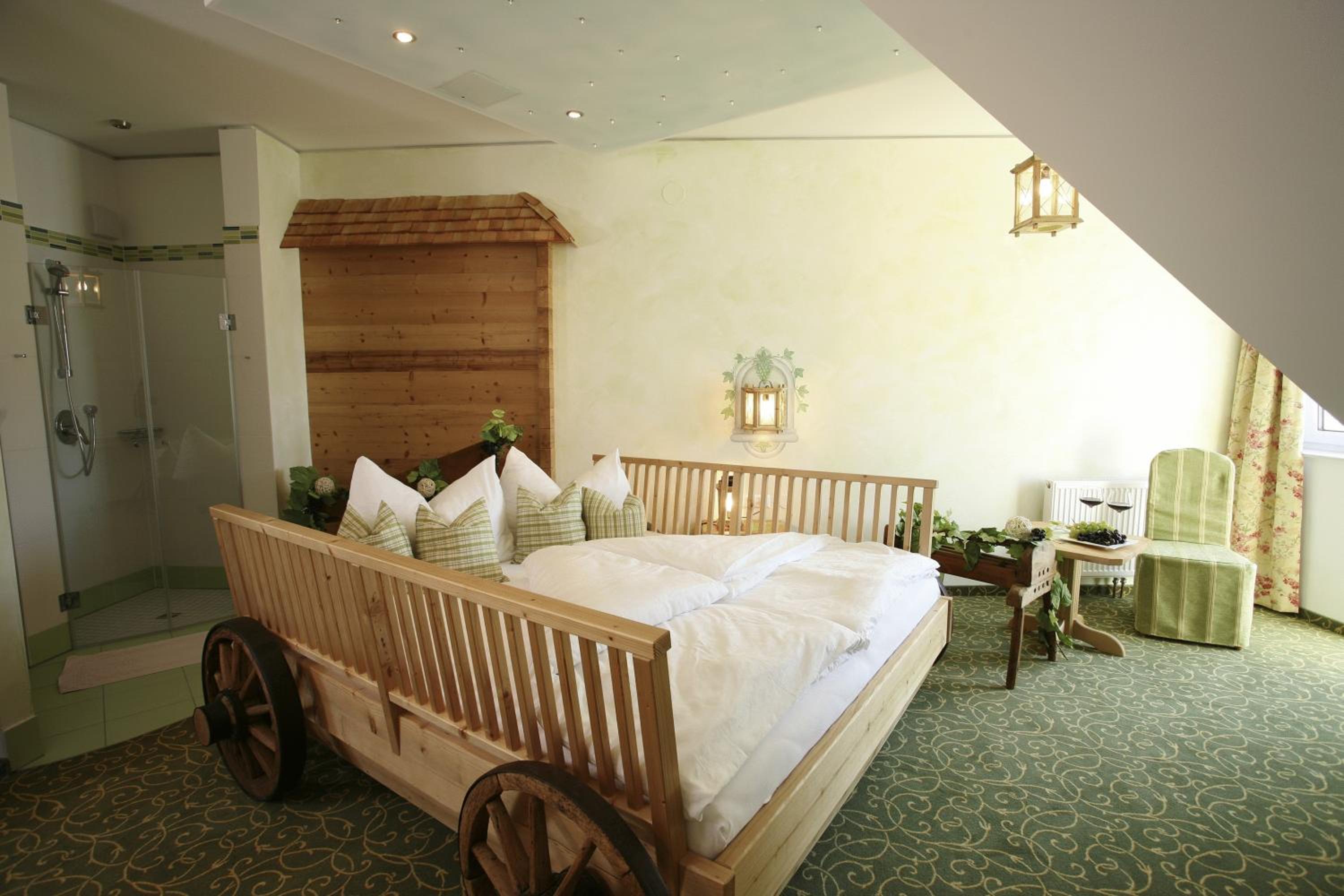 Romantic Double Room with SPA access