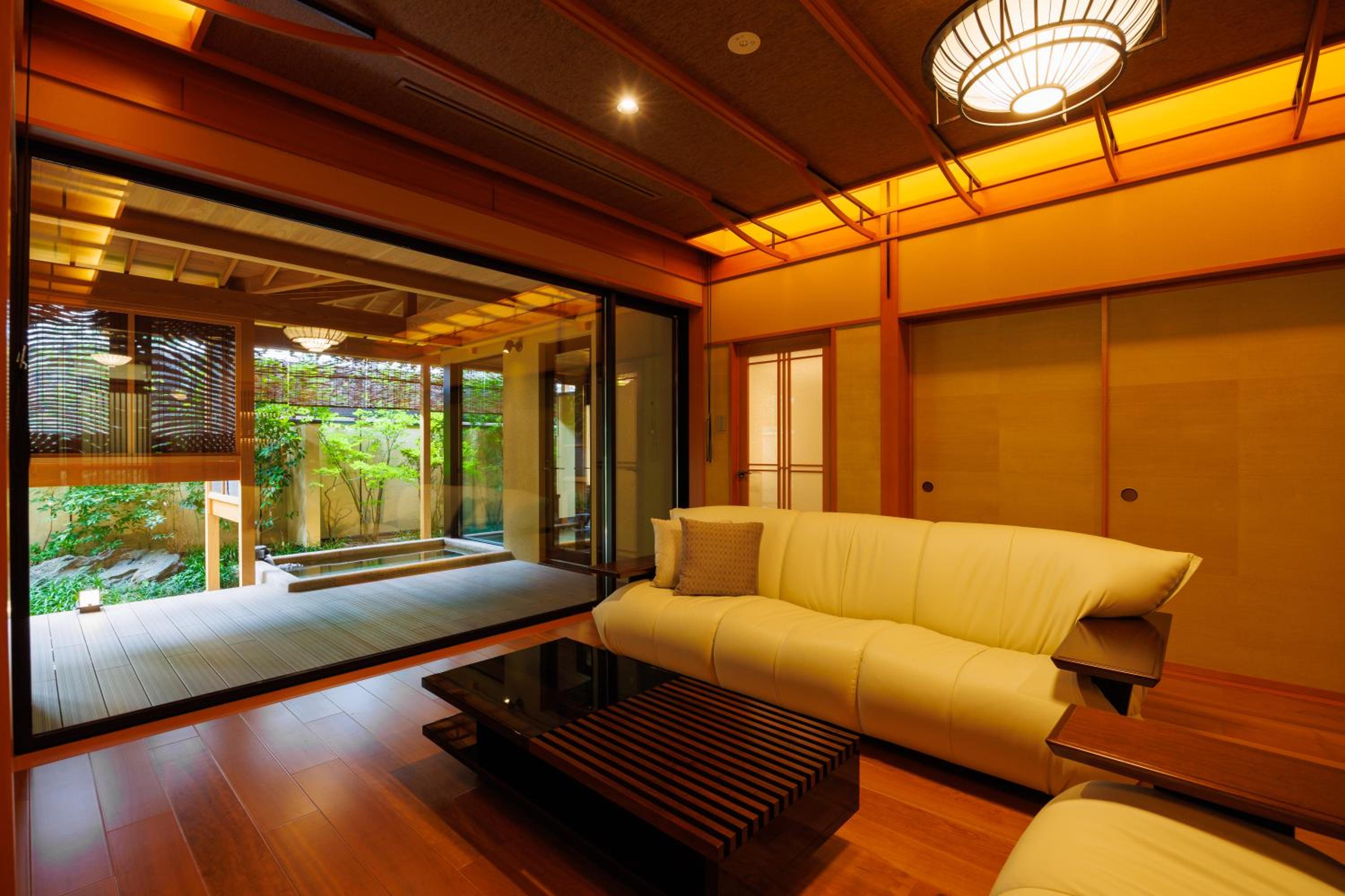 Executive Suite photo 1