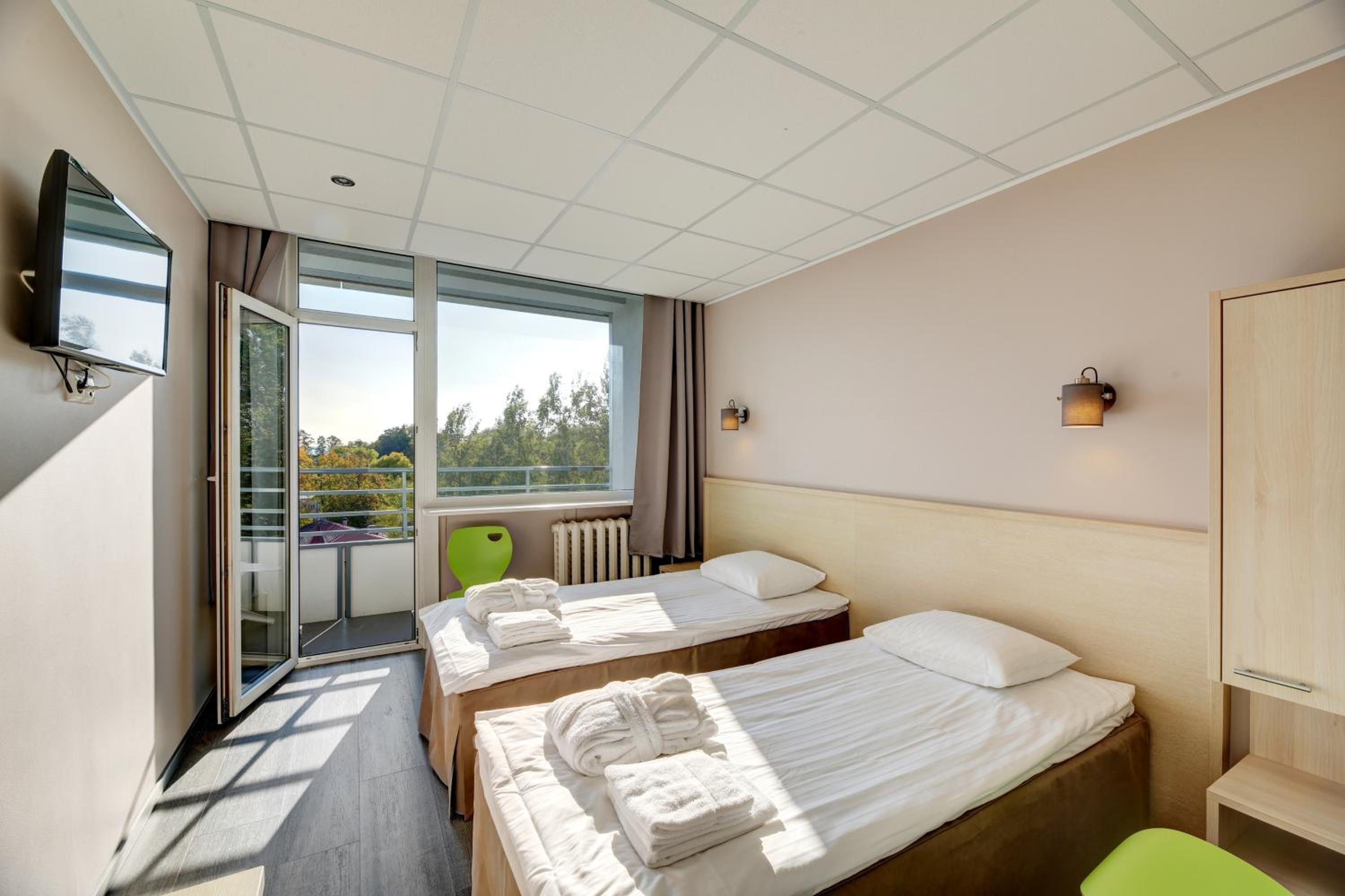 Standard Twin Room with Dinner Package