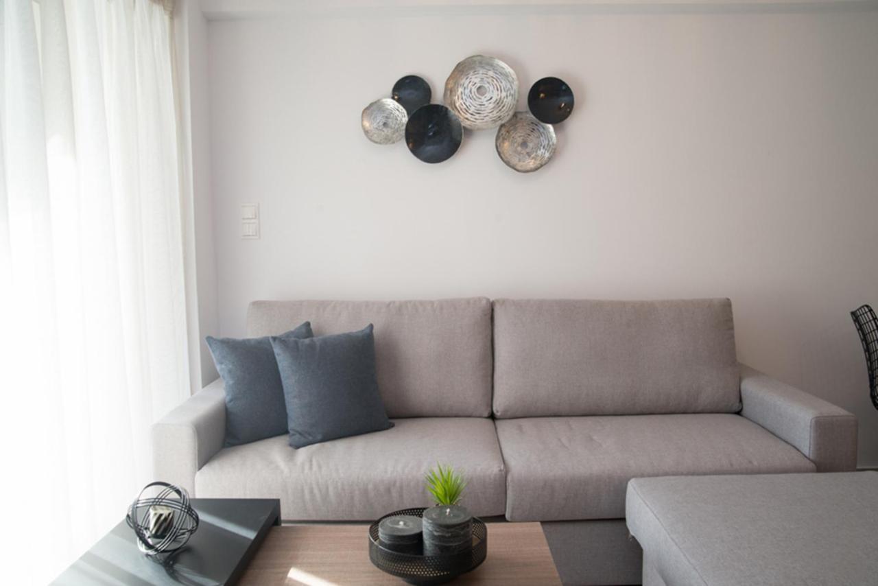 One-Bedroom Apartment photo 3