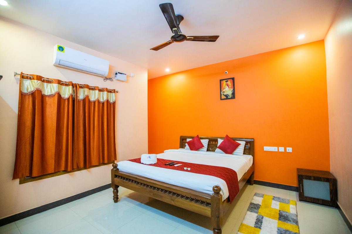 One-Bedroom Apartment - Photo 3