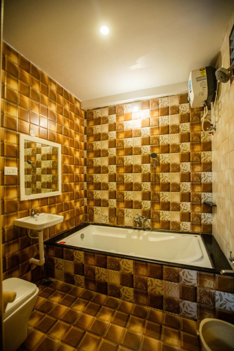 One-Bedroom Apartment - Photo 4