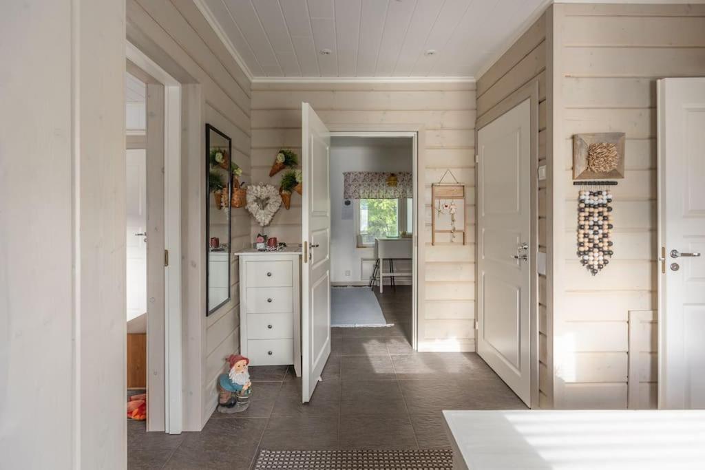 Three-Bedroom Villa - Photo 19