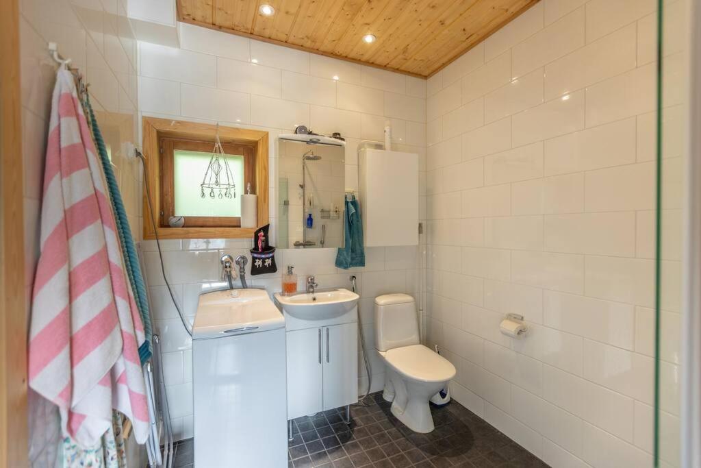 Three-Bedroom Villa - Photo 26