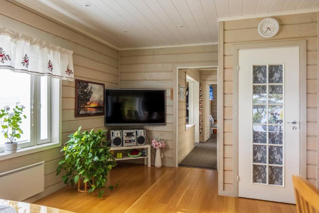Three-Bedroom Villa - Photo 1