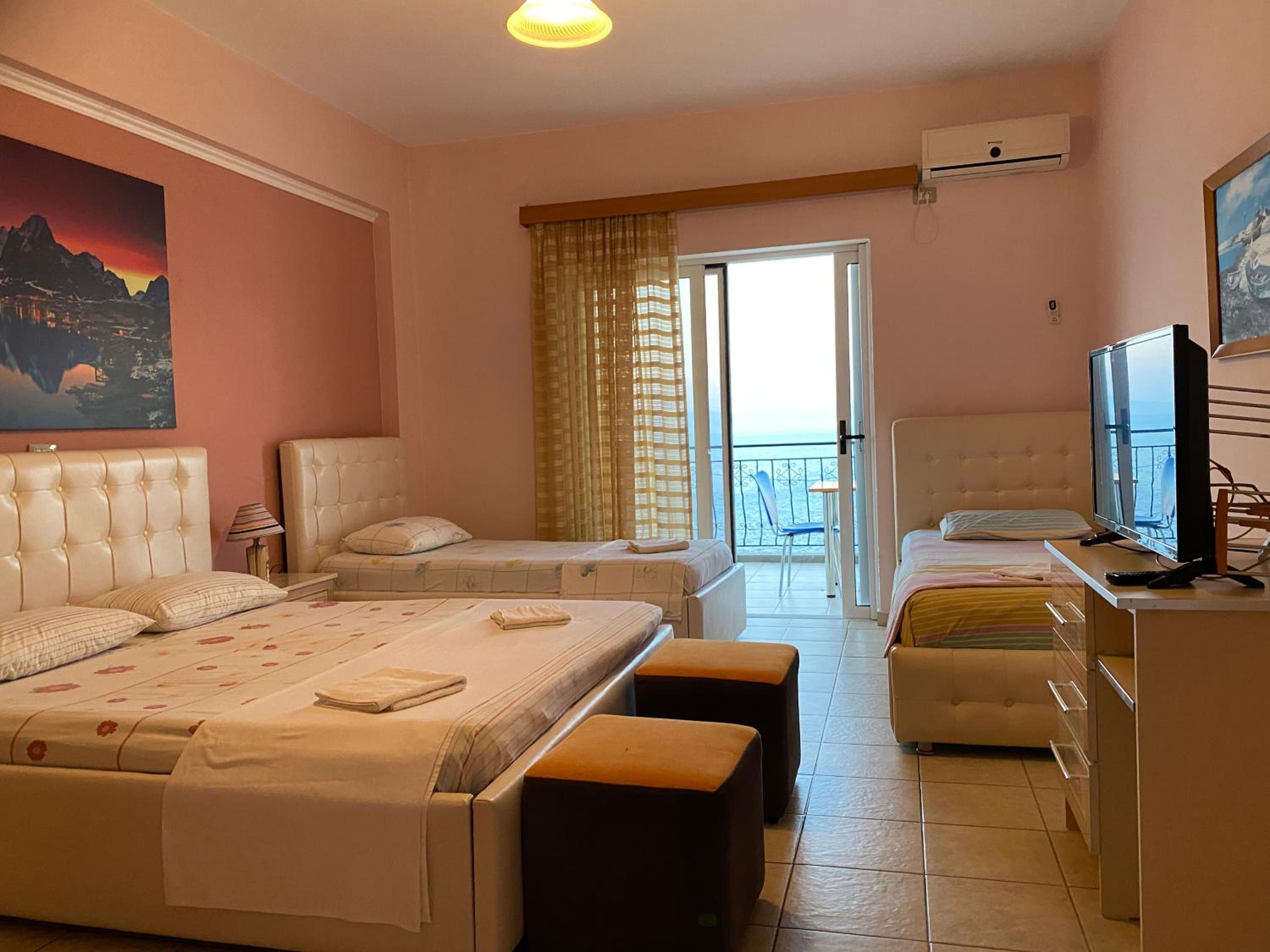 Family Room with Sea View