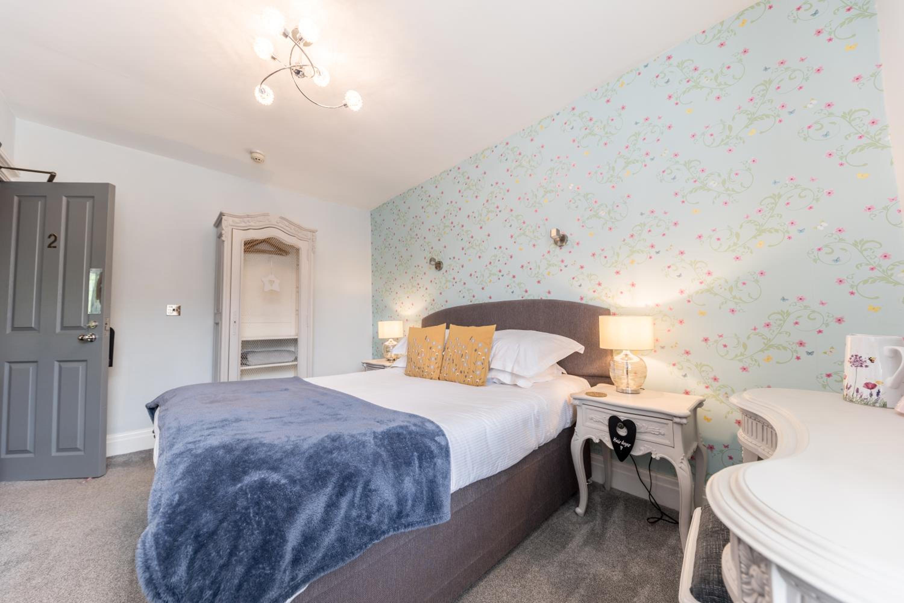 Standard Double or Twin Room photo 2