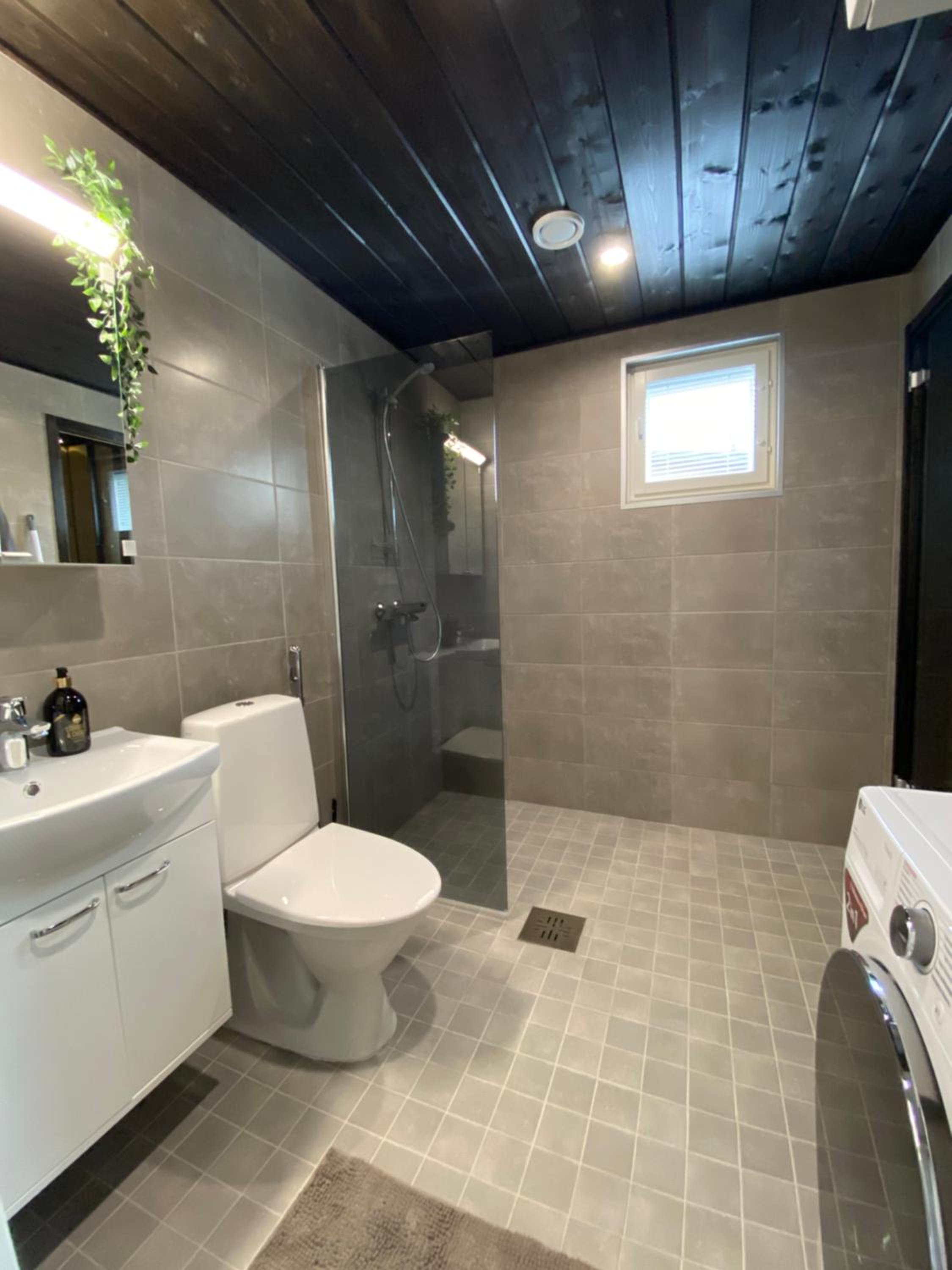 Two-Bedroom Chalet - Photo 38