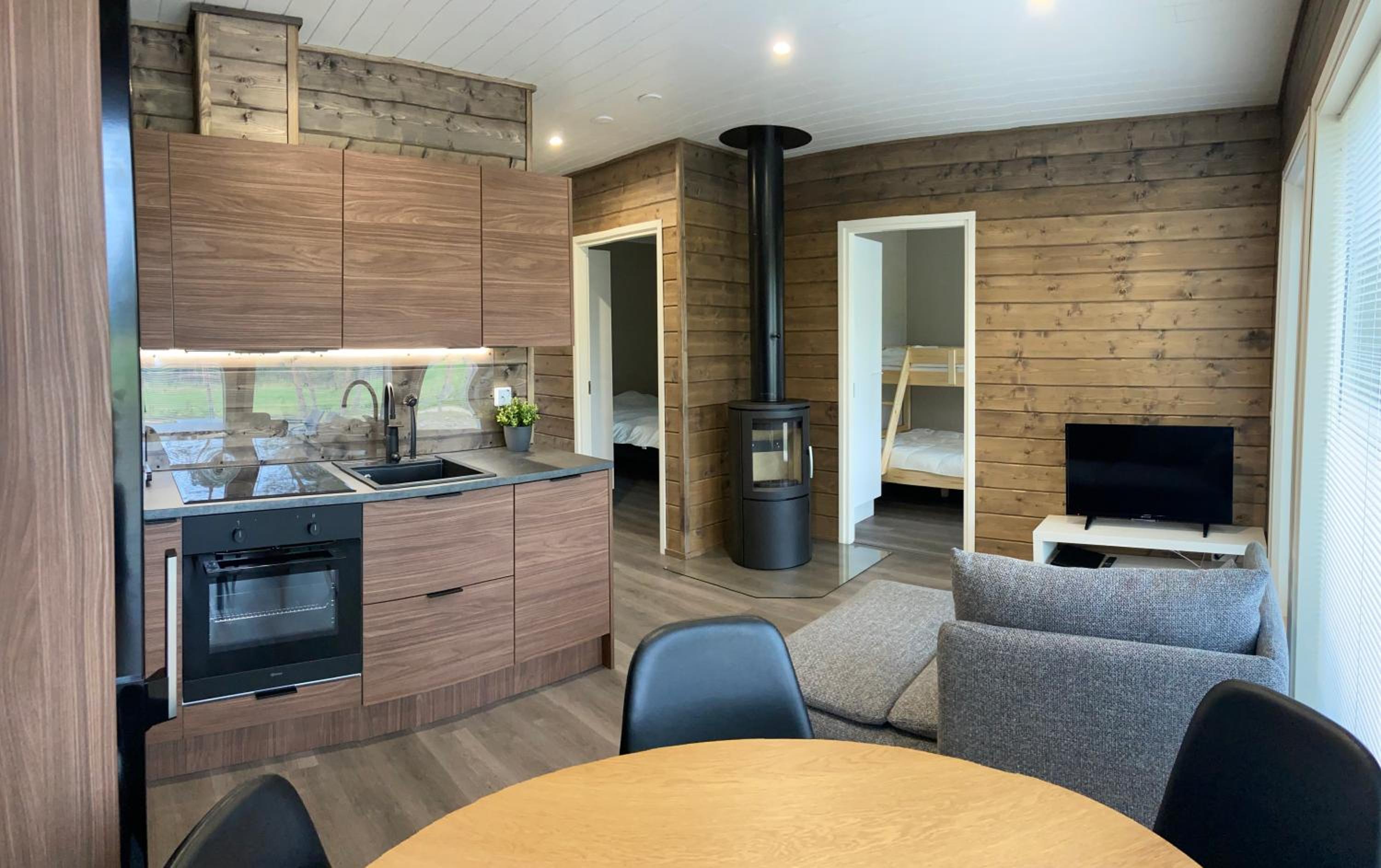 Two-Bedroom Chalet - Photo 6