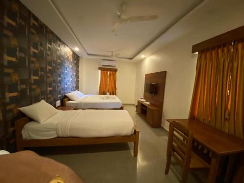 Deluxe Triple Room photo 1