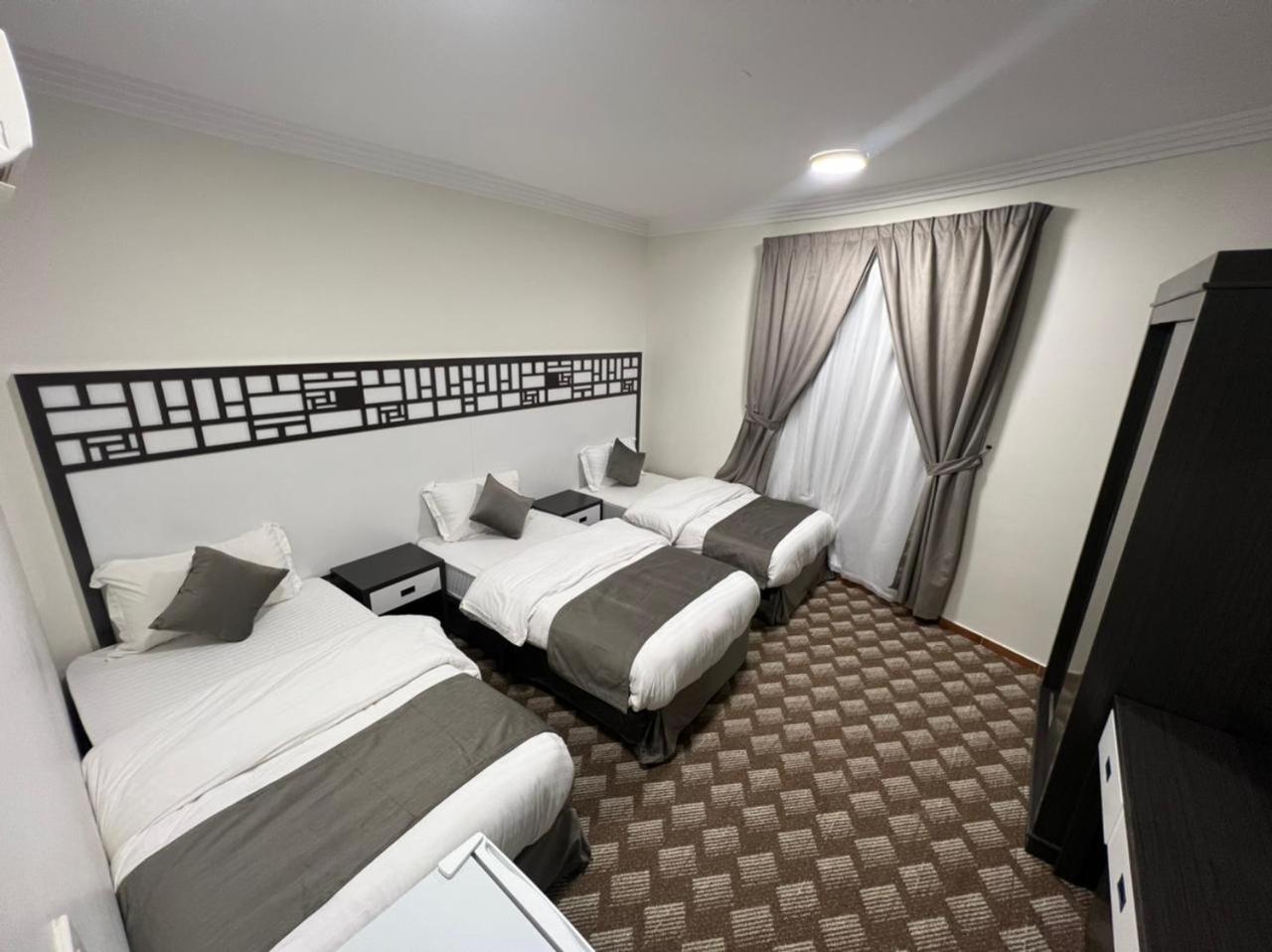 Triple Room With Private External Bathroom