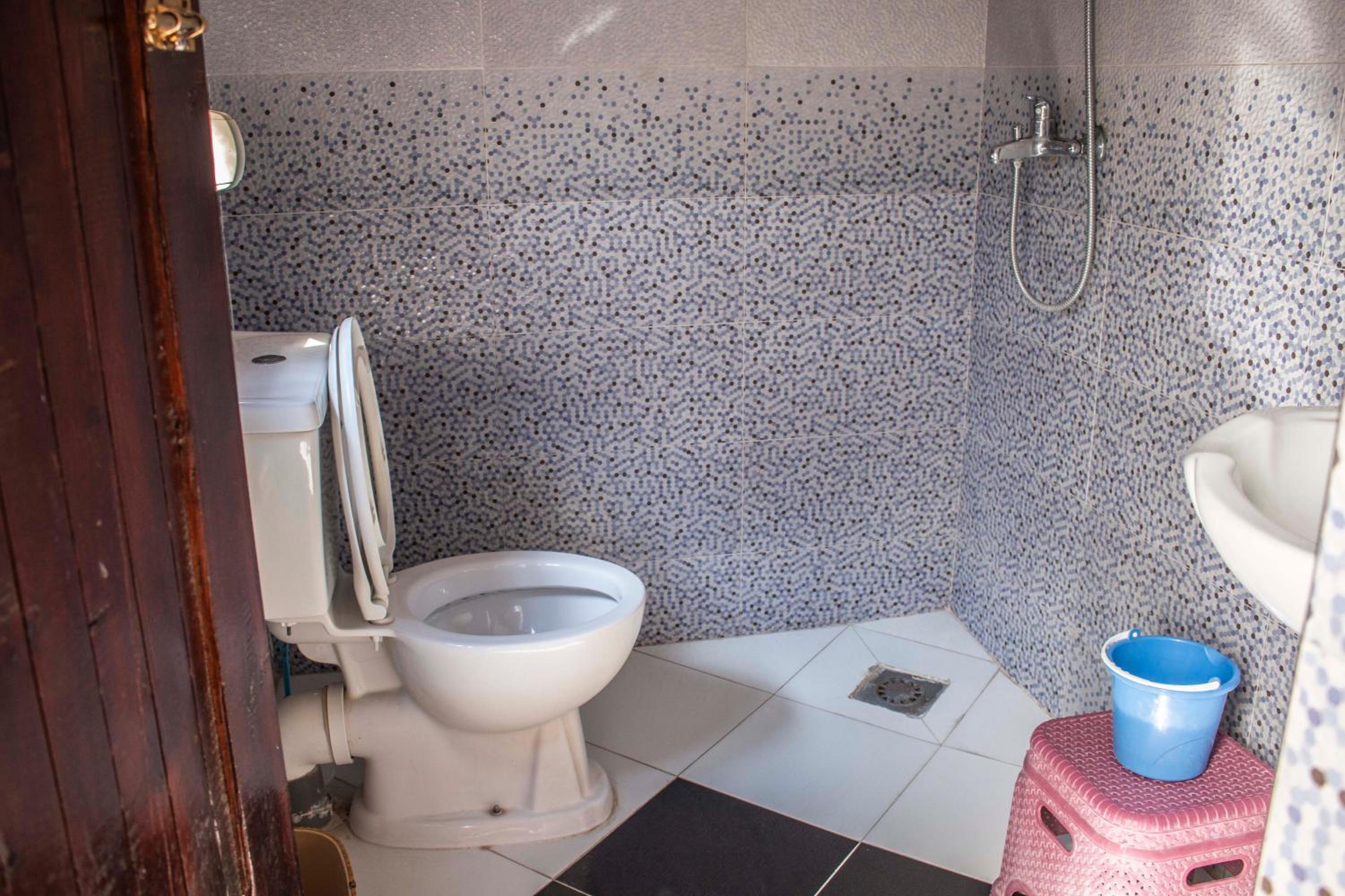 Triple Room with Private Bathroom - Photo 6