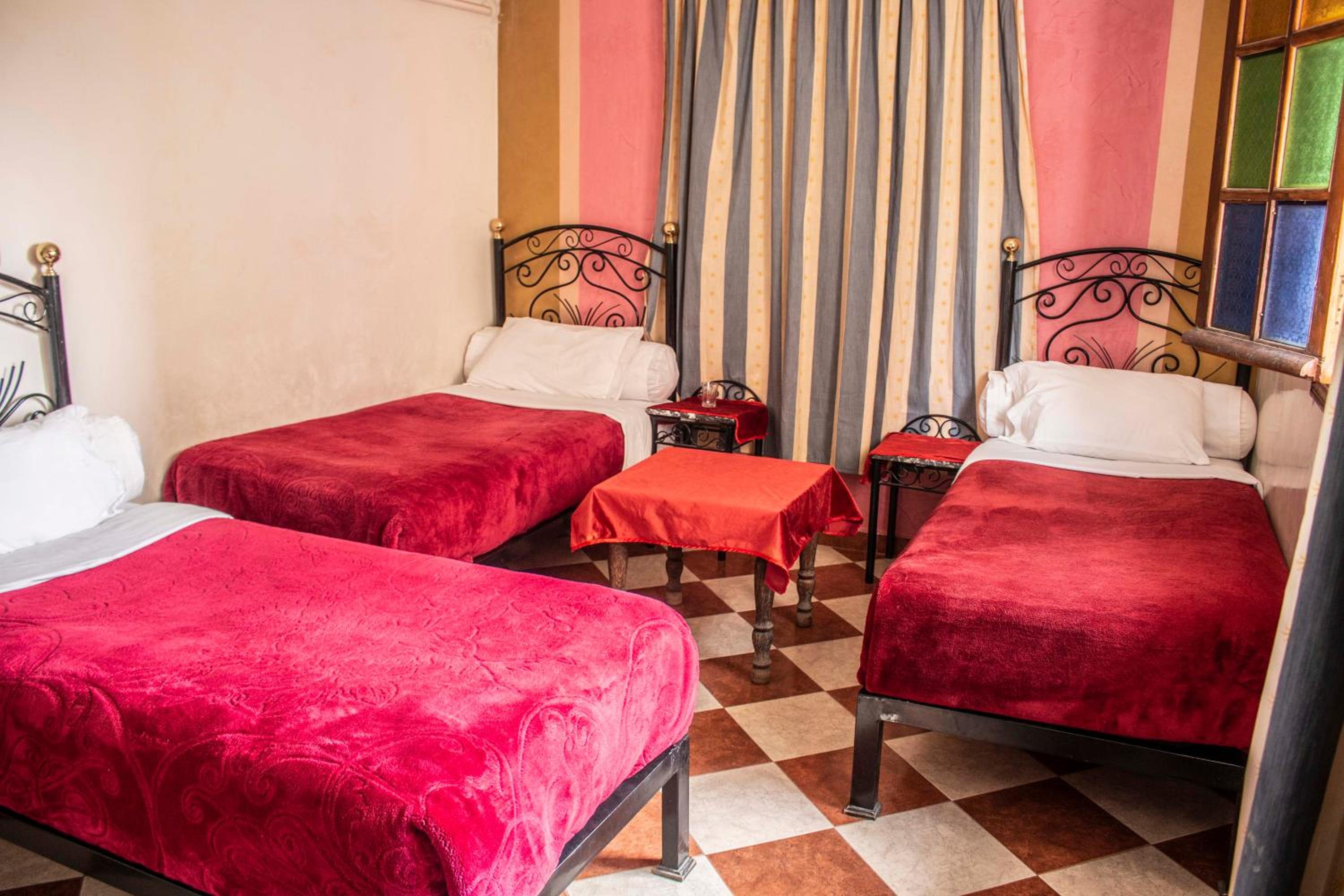 Triple Room with Private Bathroom - Photo 1