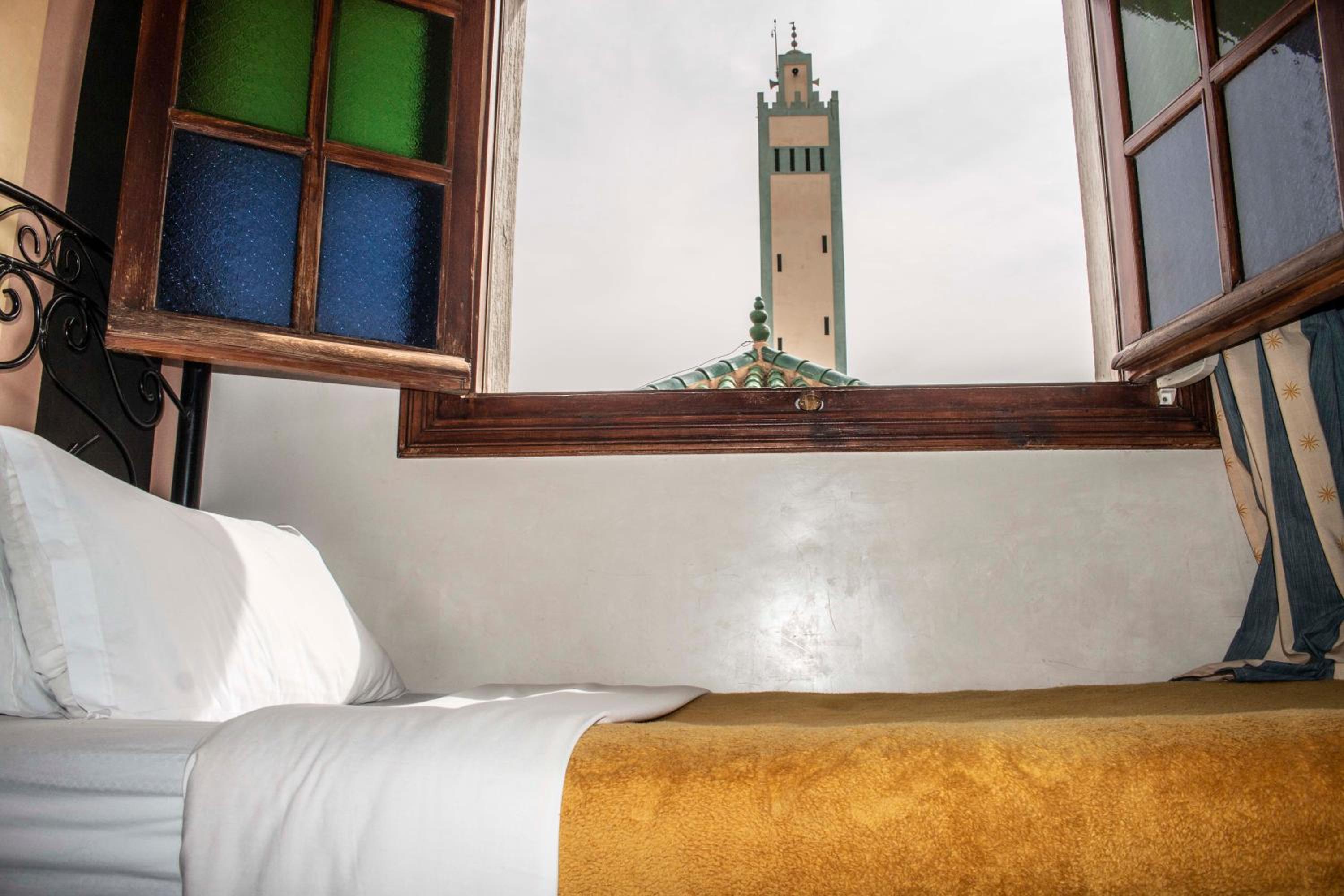 Double Room with Private Bathroom - Photo 8