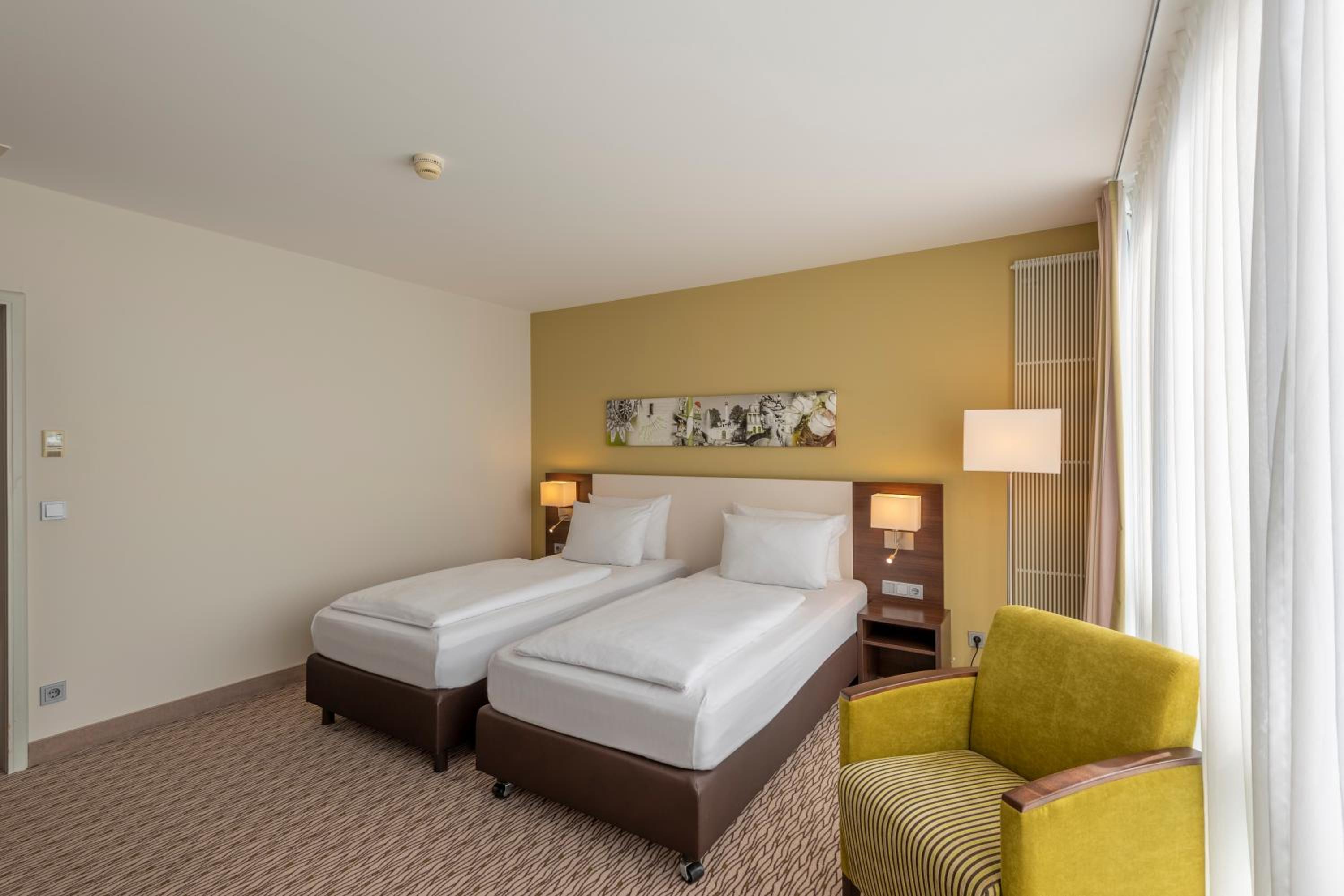Standard Double Room - Photo 2