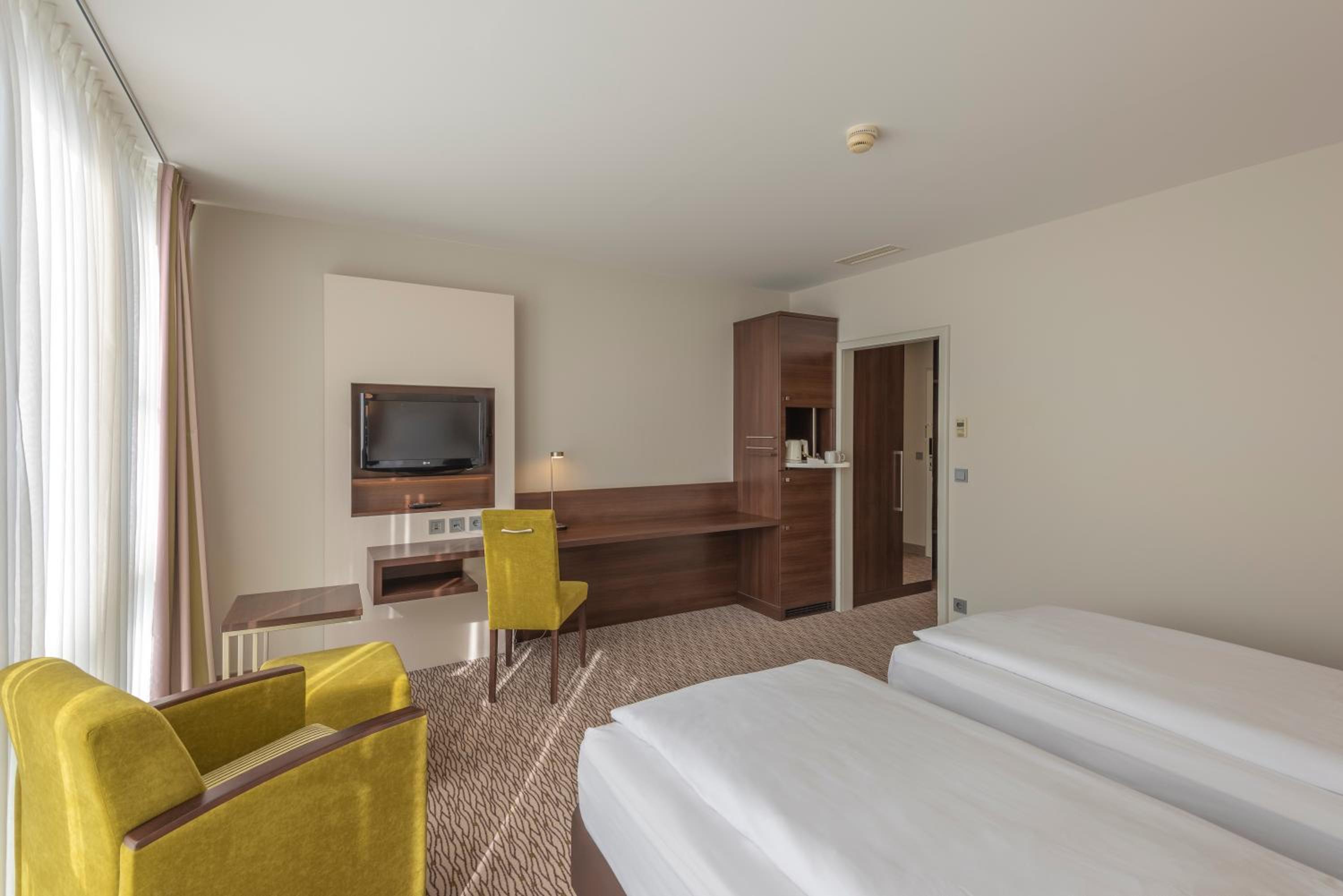 Standard Double Room - Photo 1