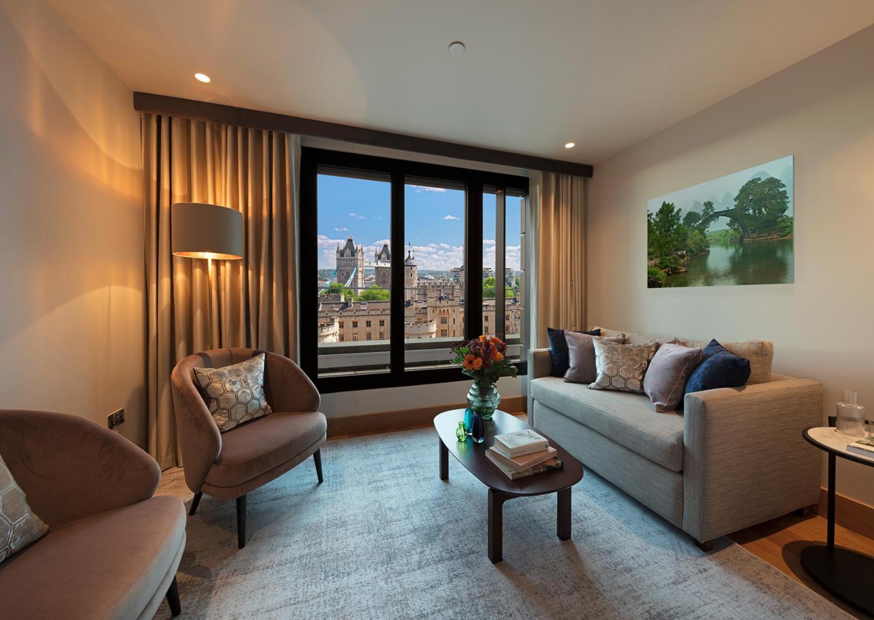 Executive Suite with Kitchen photo 1