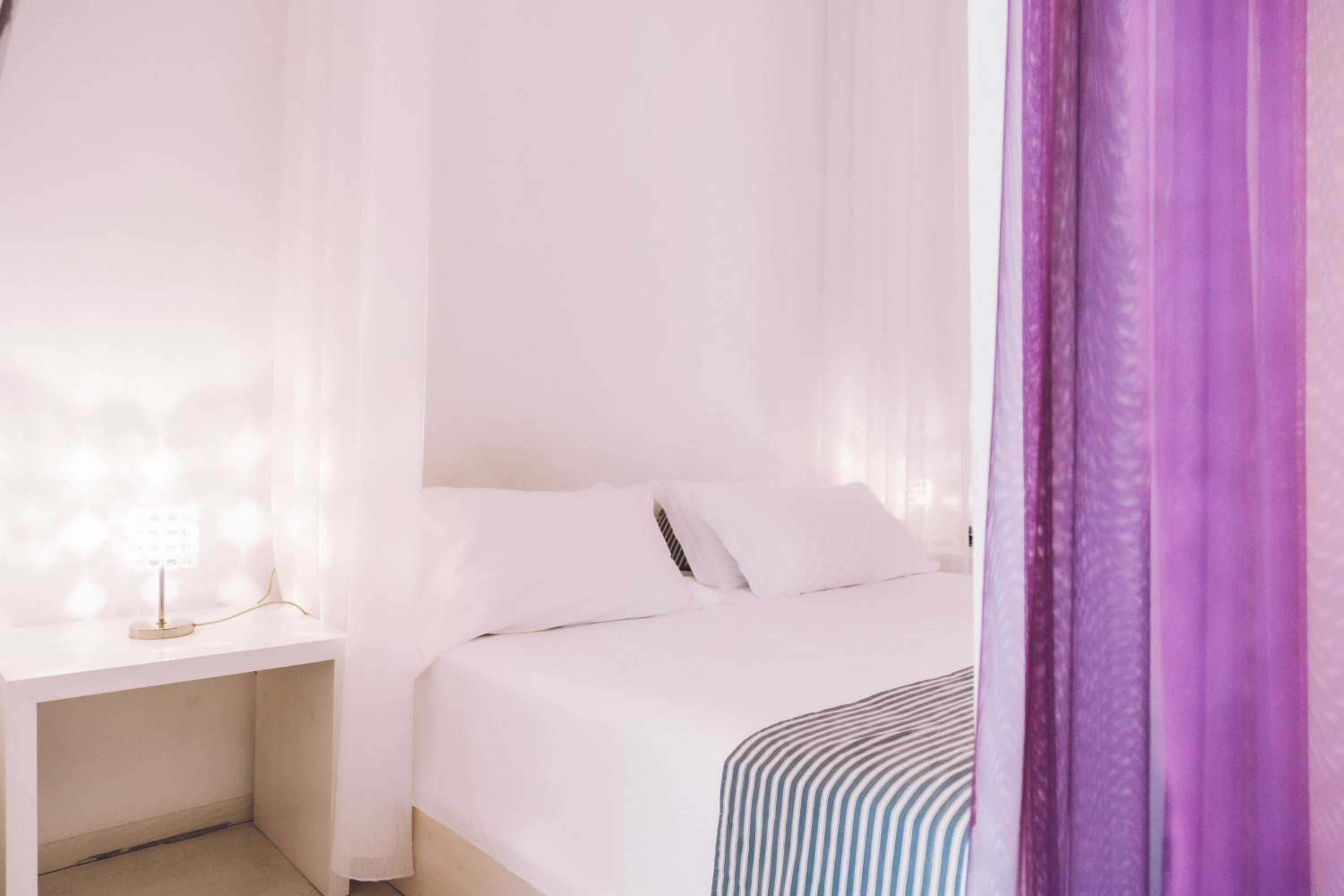 Standard Double Room - Photo 3